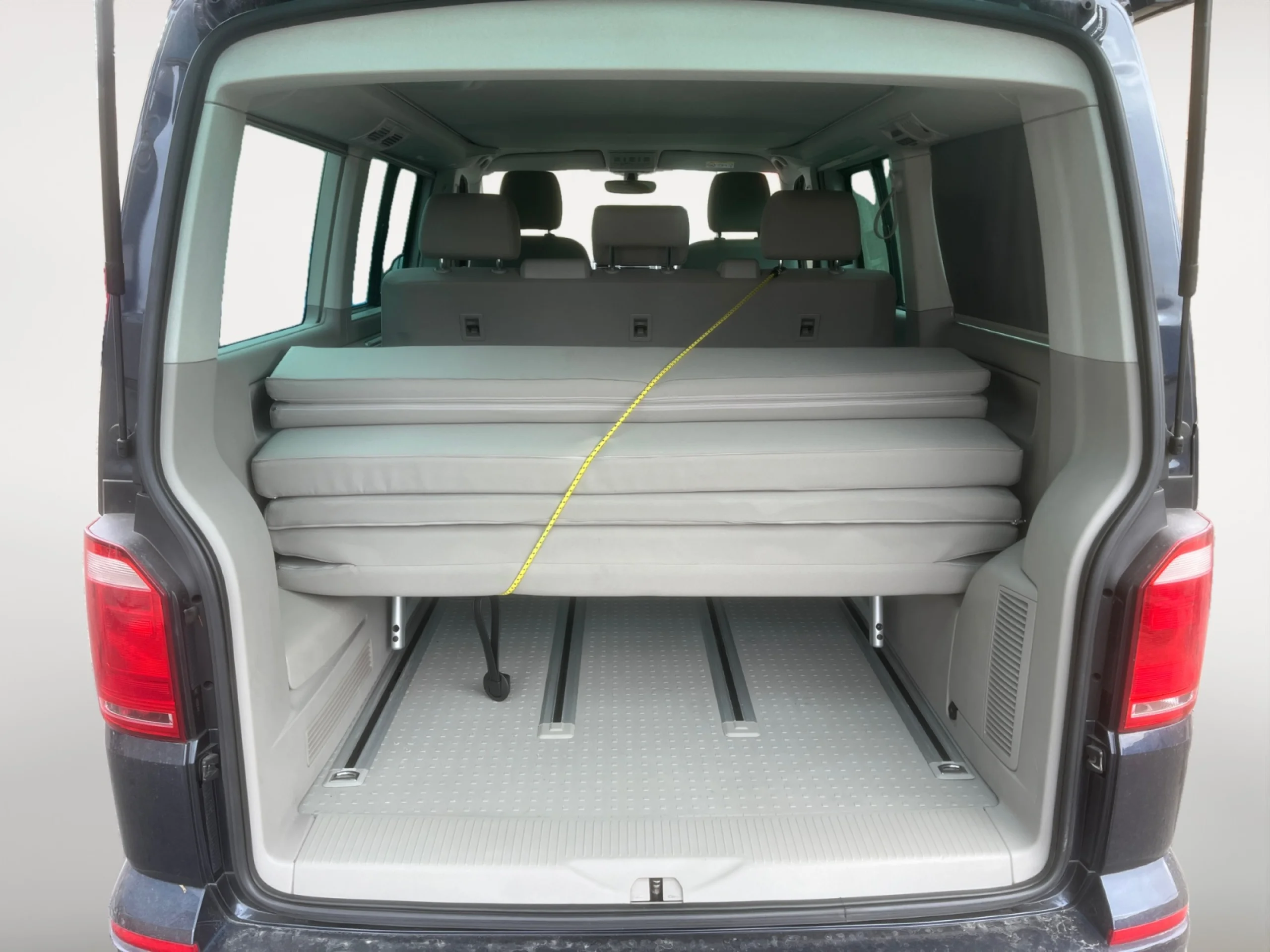 VOLKSWAGEN CALIFORNIA BEACH 2.0 TDI 110KW (150CV) BMT - Foto 7