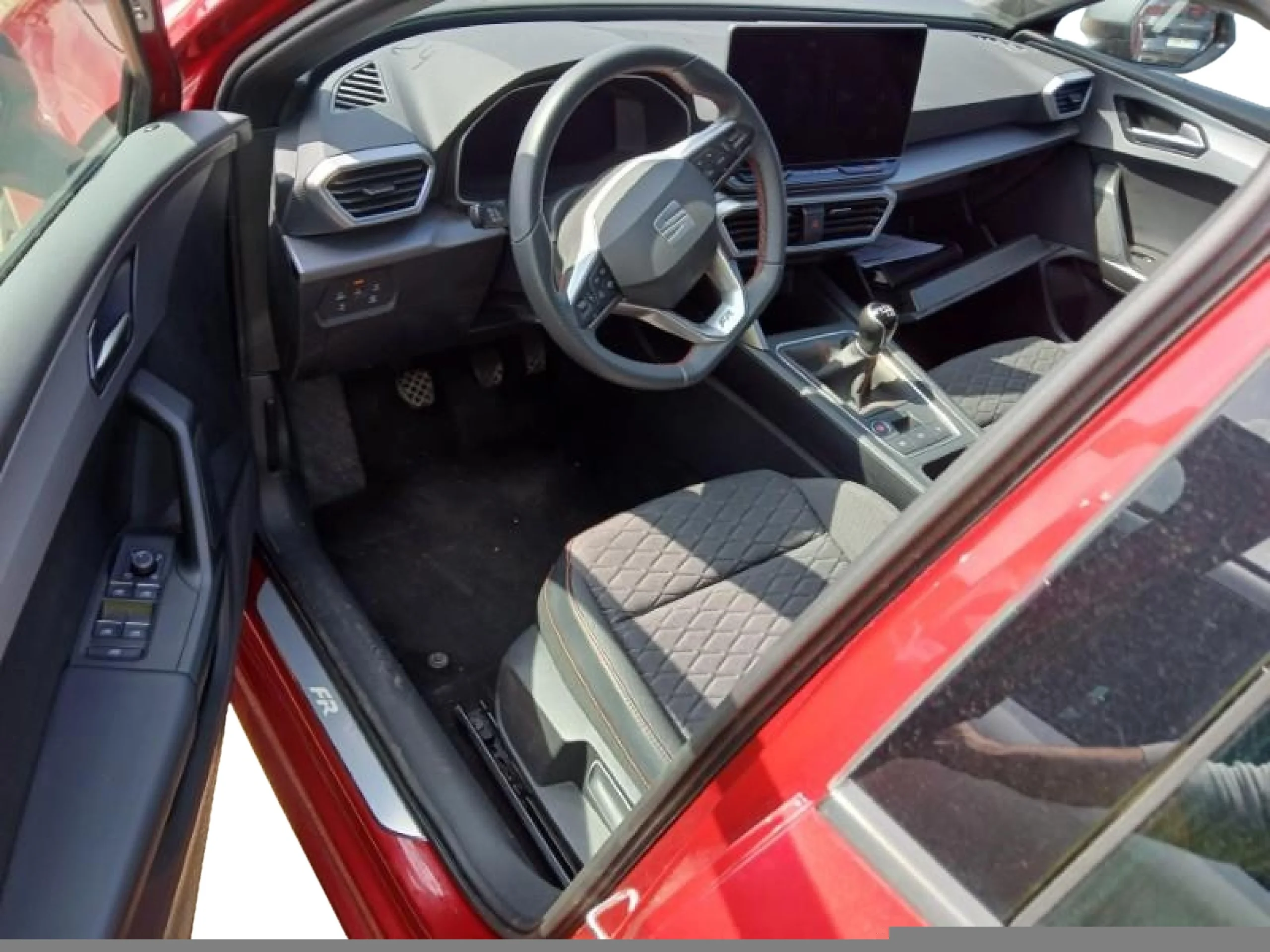 SEAT LEON 1.5 TSI 85KW S&S FR 25 ANIVERSARIO - Foto 4