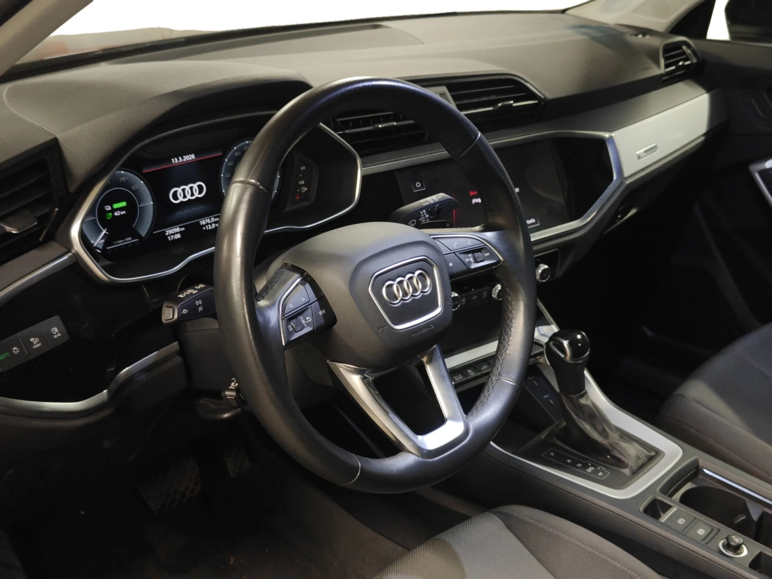 AUDI Q3 45 TFSI E 180KW S TRONIC ADVANCED - Foto 9