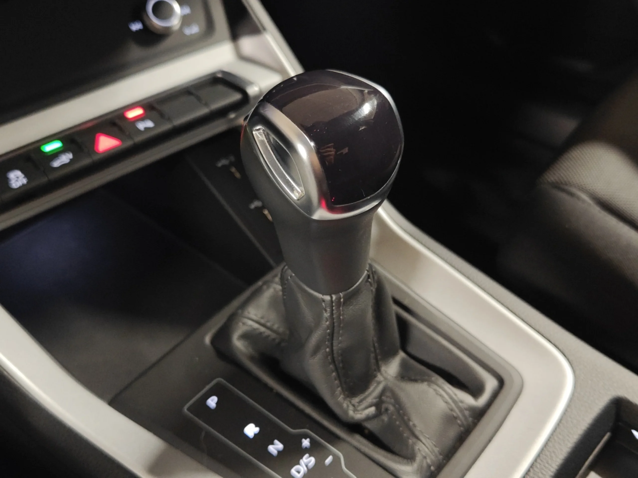 AUDI Q3 45 TFSI E 180KW S TRONIC ADVANCED - Foto 17