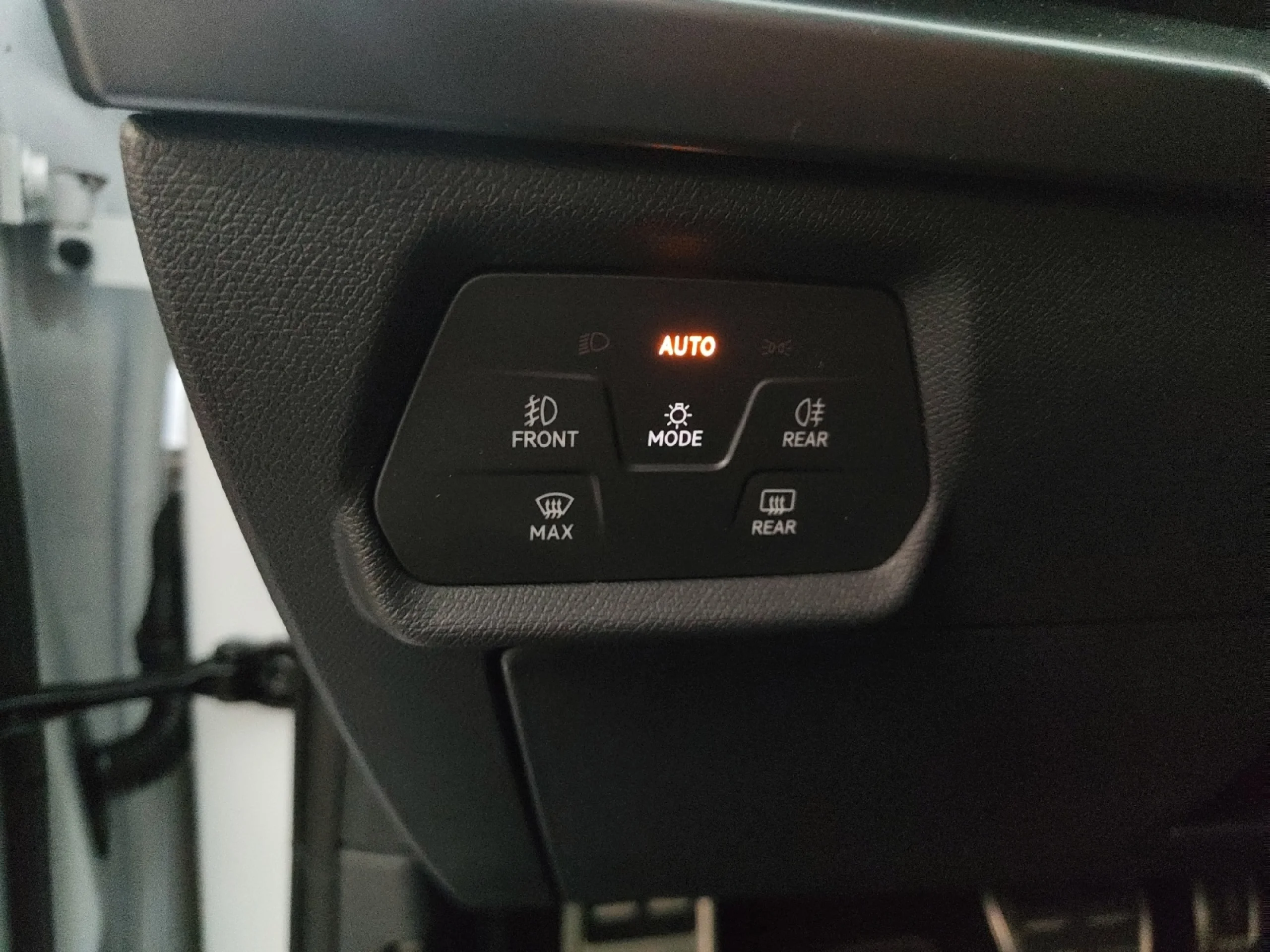 CUPRA LEON 1.5 TSI E HYBRID 150W (204CV) DSG - Foto 13