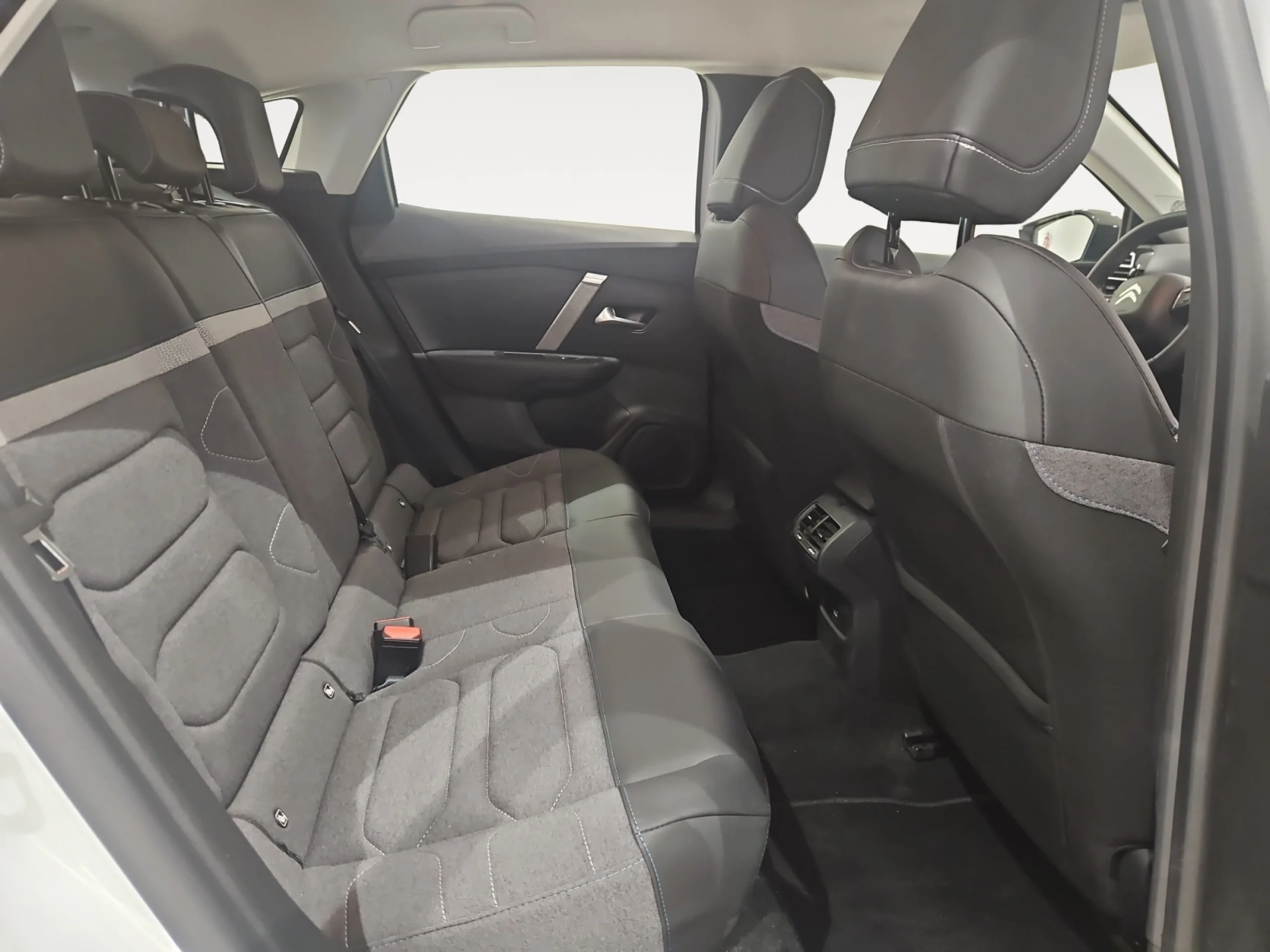 CITROEN C4 BLUEHDI 130 S&S EAT8 FEEL PACK - Foto 6