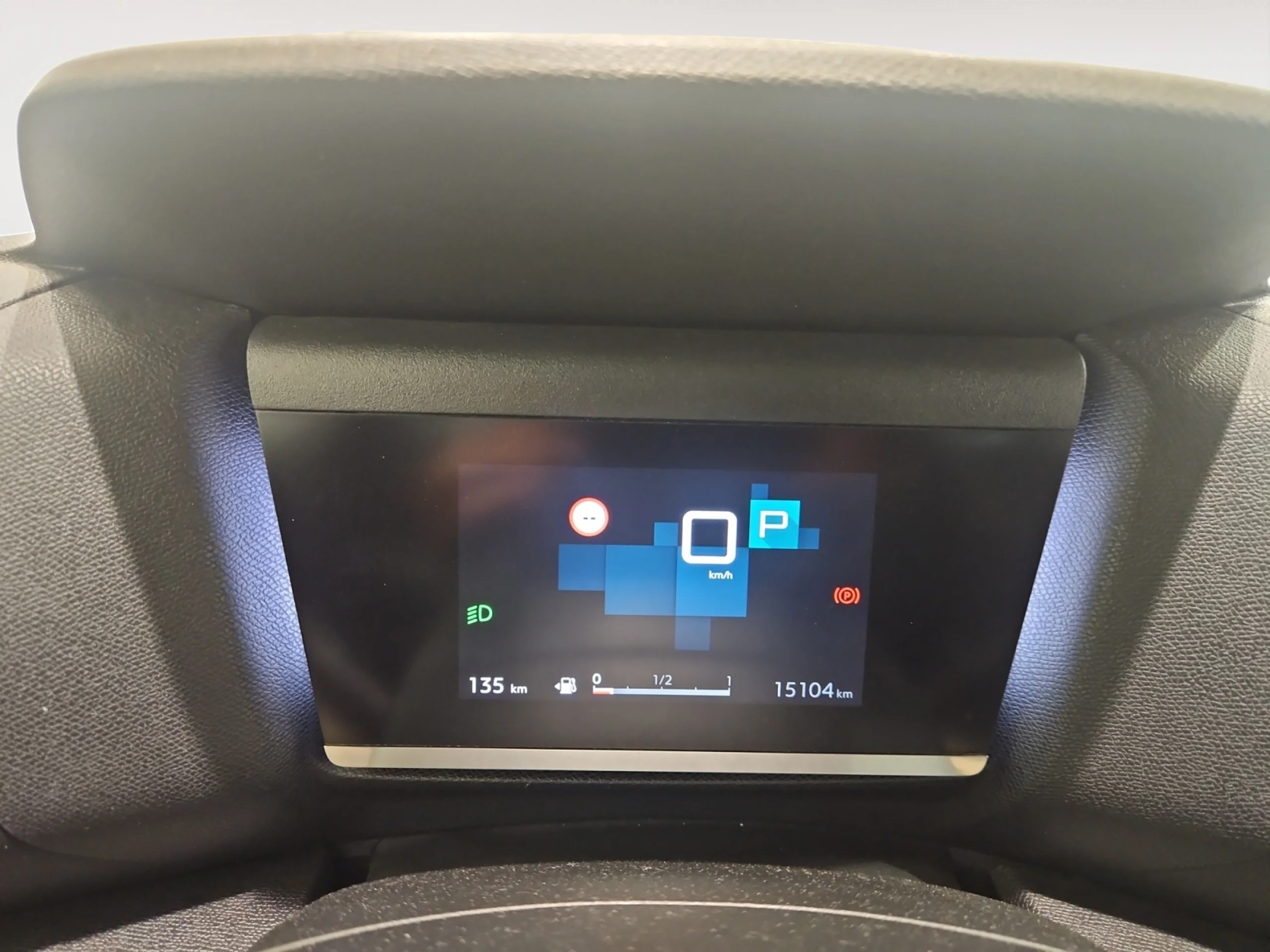 CITROEN C4 BLUEHDI 130 S&S EAT8 FEEL PACK - Foto 17