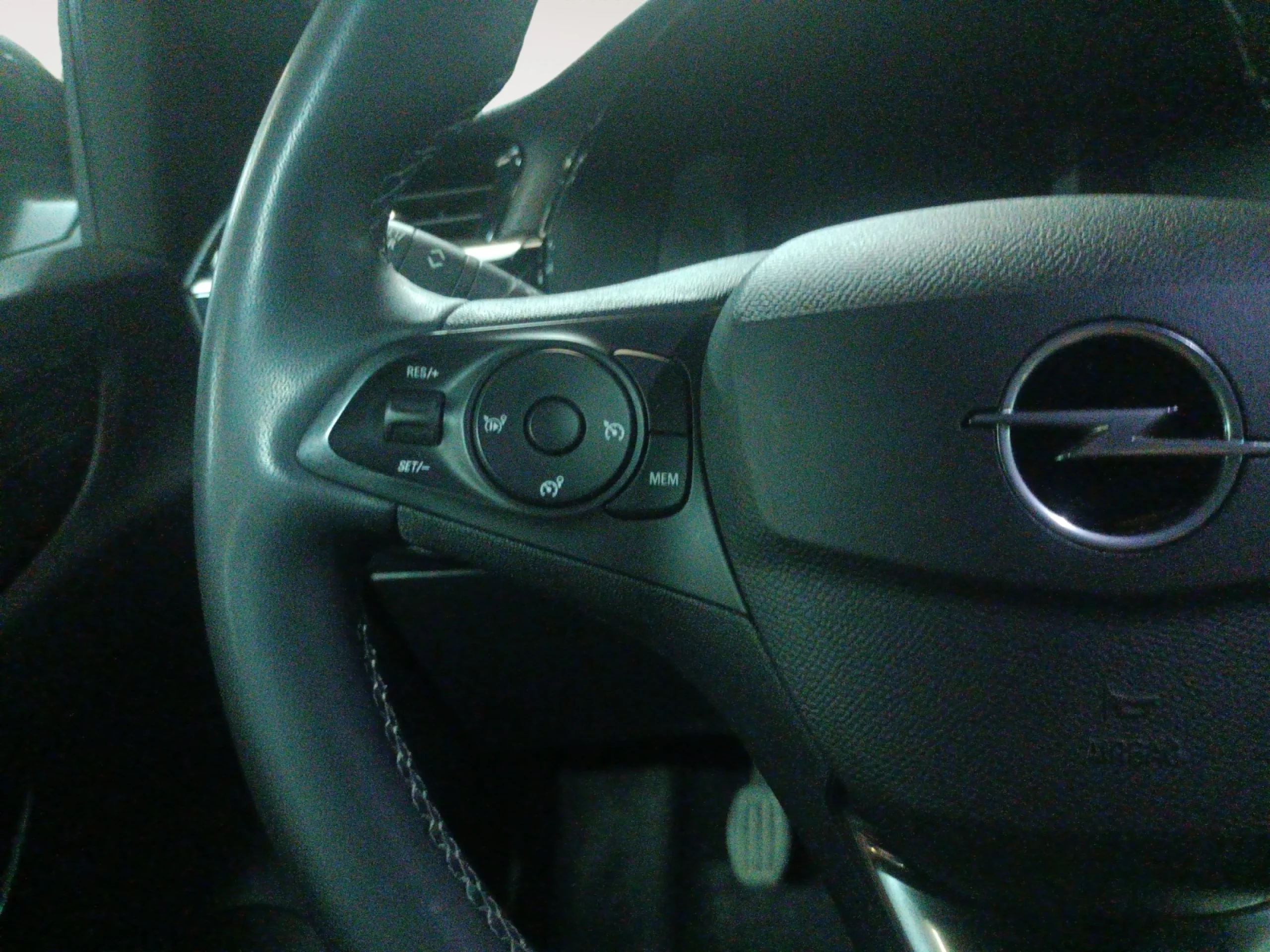 OPEL CORSA 1.2T XHL 74KW (100CV) GS - Foto 11