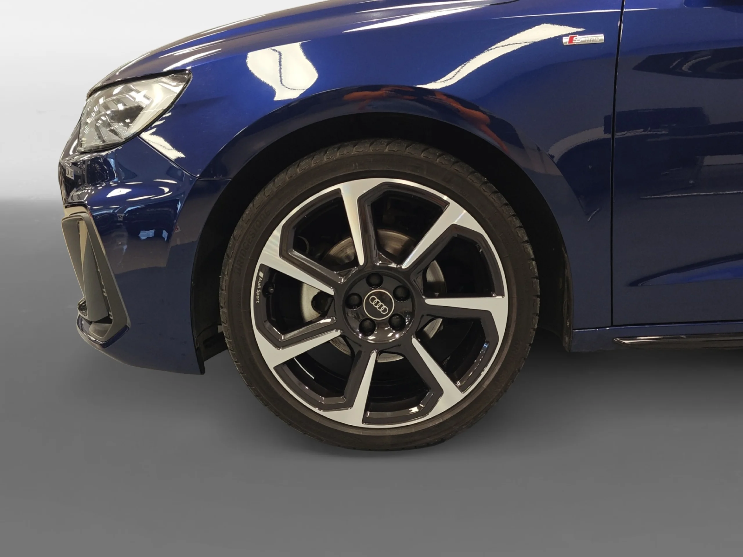 AUDI A1 SPORTBACK ADRENAL BLACK 30TFSI 85KW S TR - Foto 8