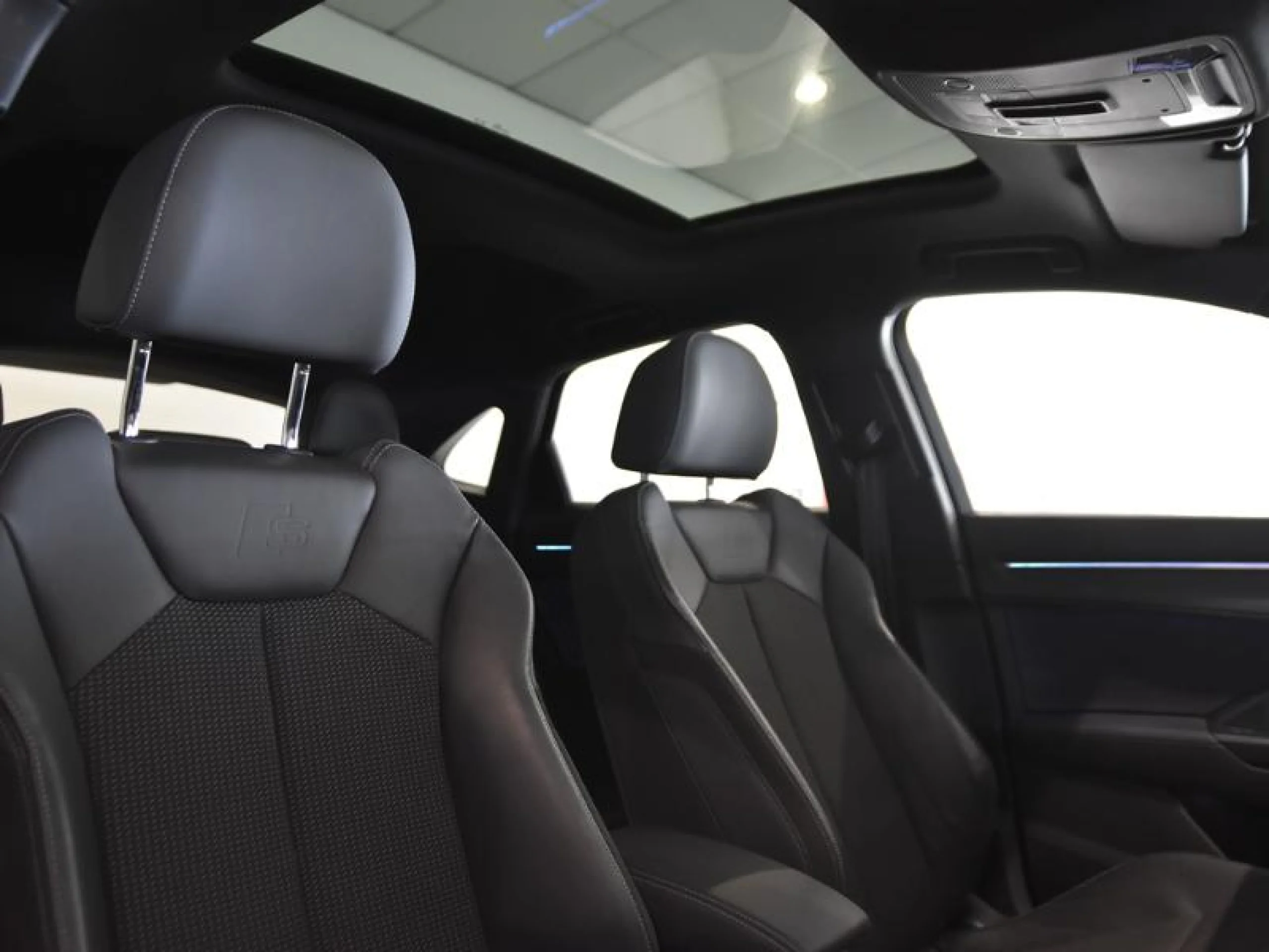 AUDI Q3 40 TDI 147KW S TRONIC QUATTRO BLACK LINE - Foto 9