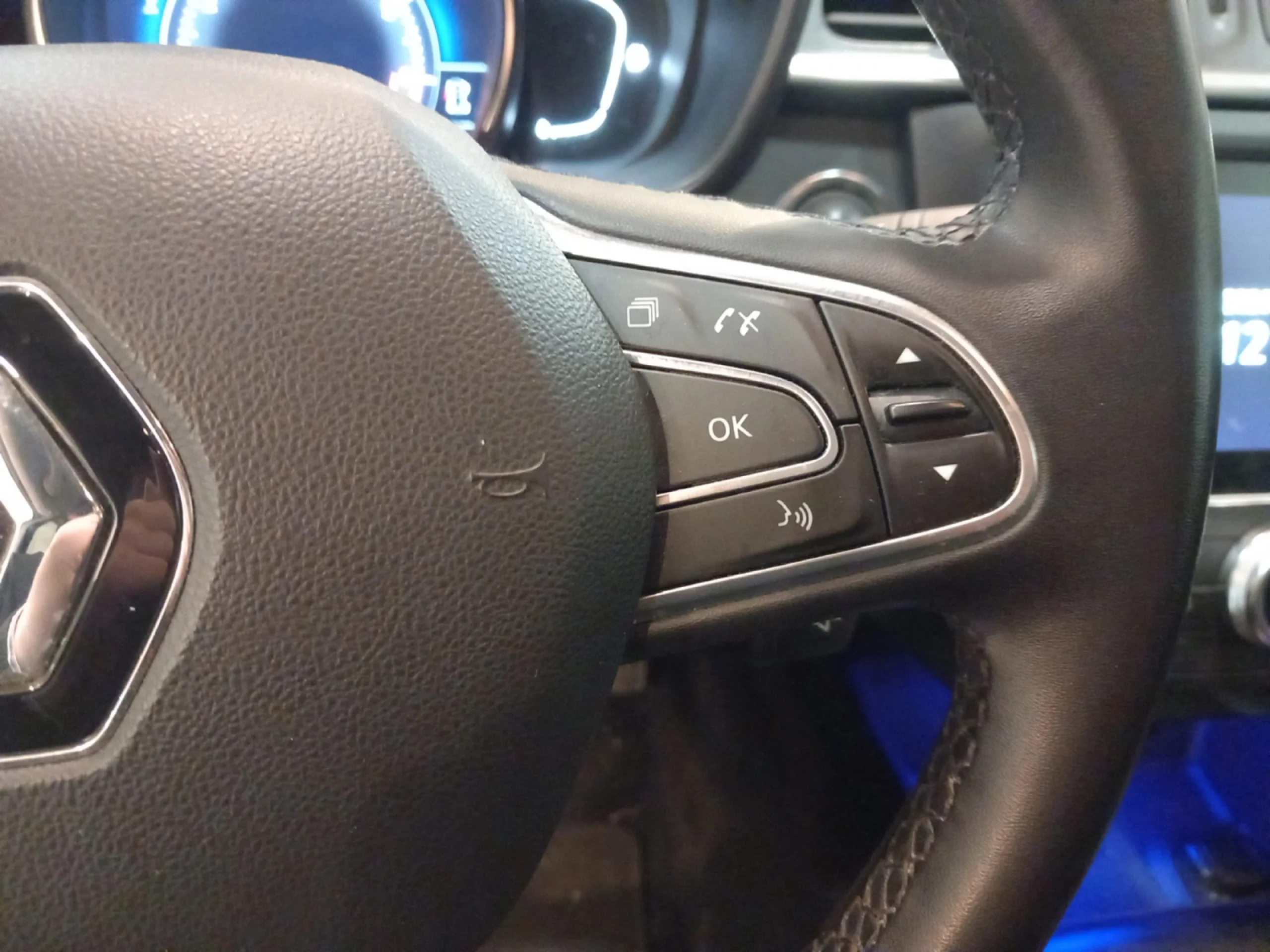 RENAULT KADJAR ZEN GPF TCE 103KW (140CV) - Foto 10