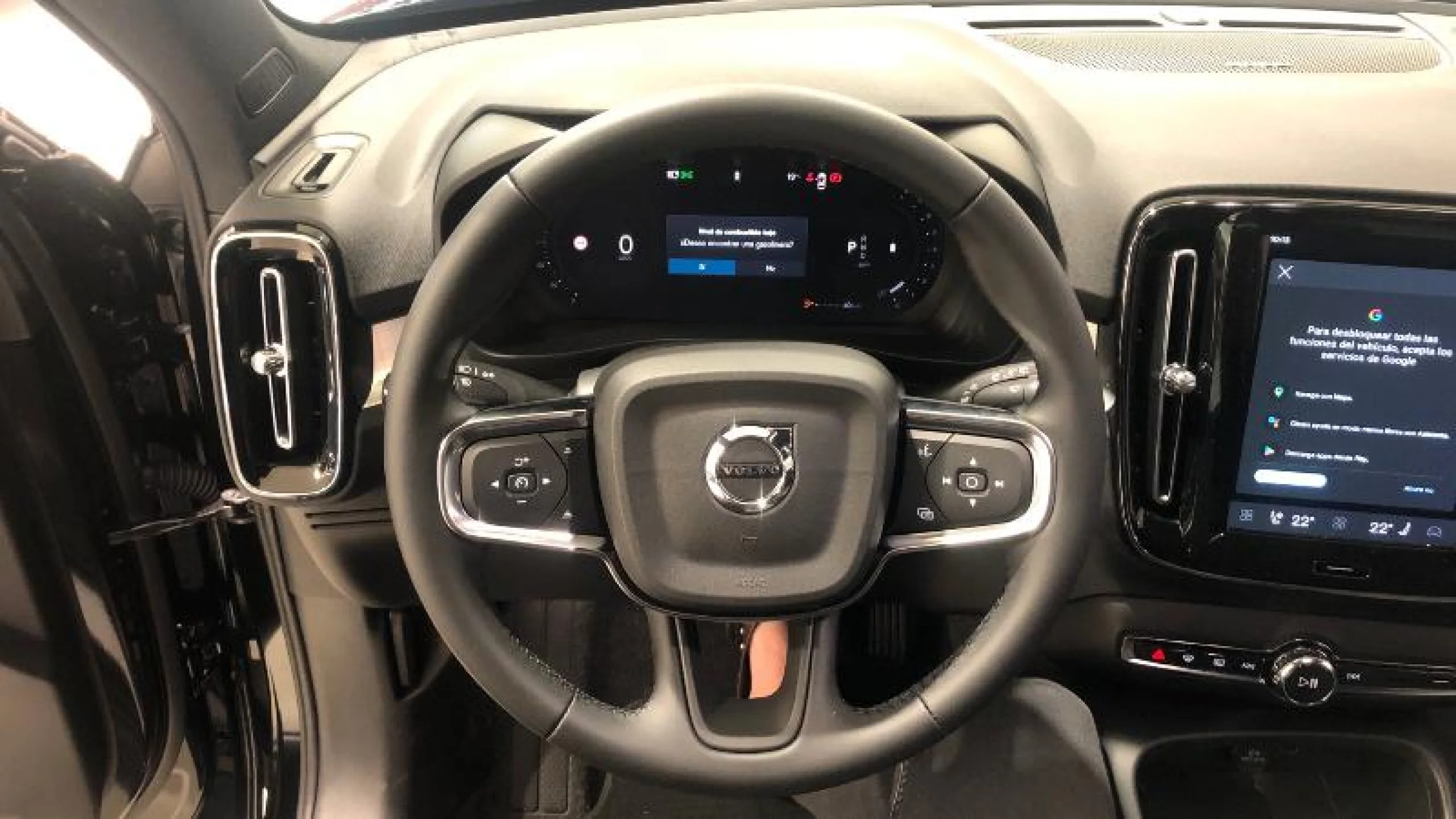 VOLVO XC40 2.0 B3 G BLACK EDITION PLUS AUTO - Foto 10