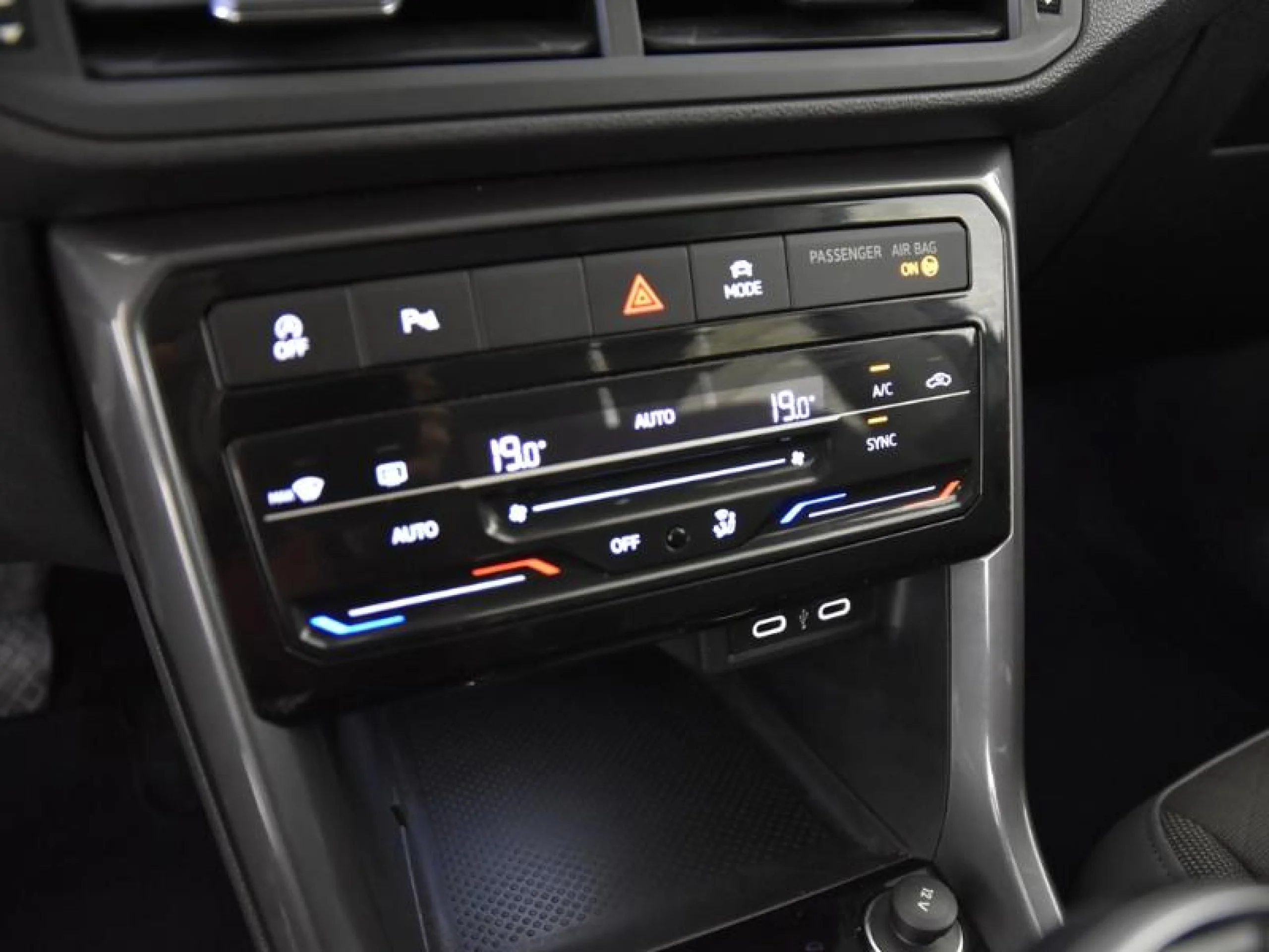 VOLKSWAGEN T CROSS SPORT 1.0 TSI 81KW (110CV) - Foto 11