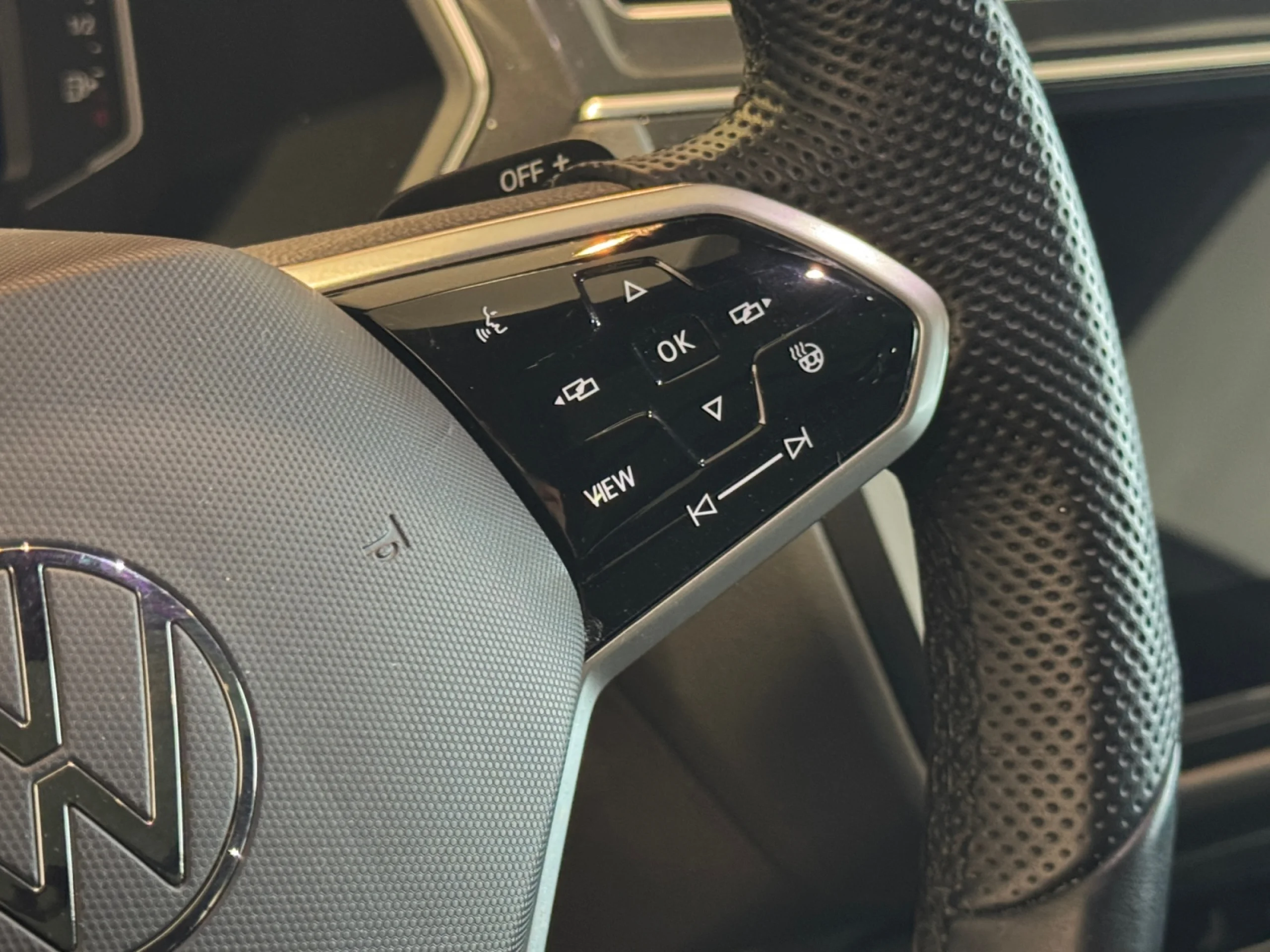 VOLKSWAGEN TIGUAN ALLSPACE R LINE 2.0 TDI 110KW (150CV) DSG 4MOTION - Foto 10