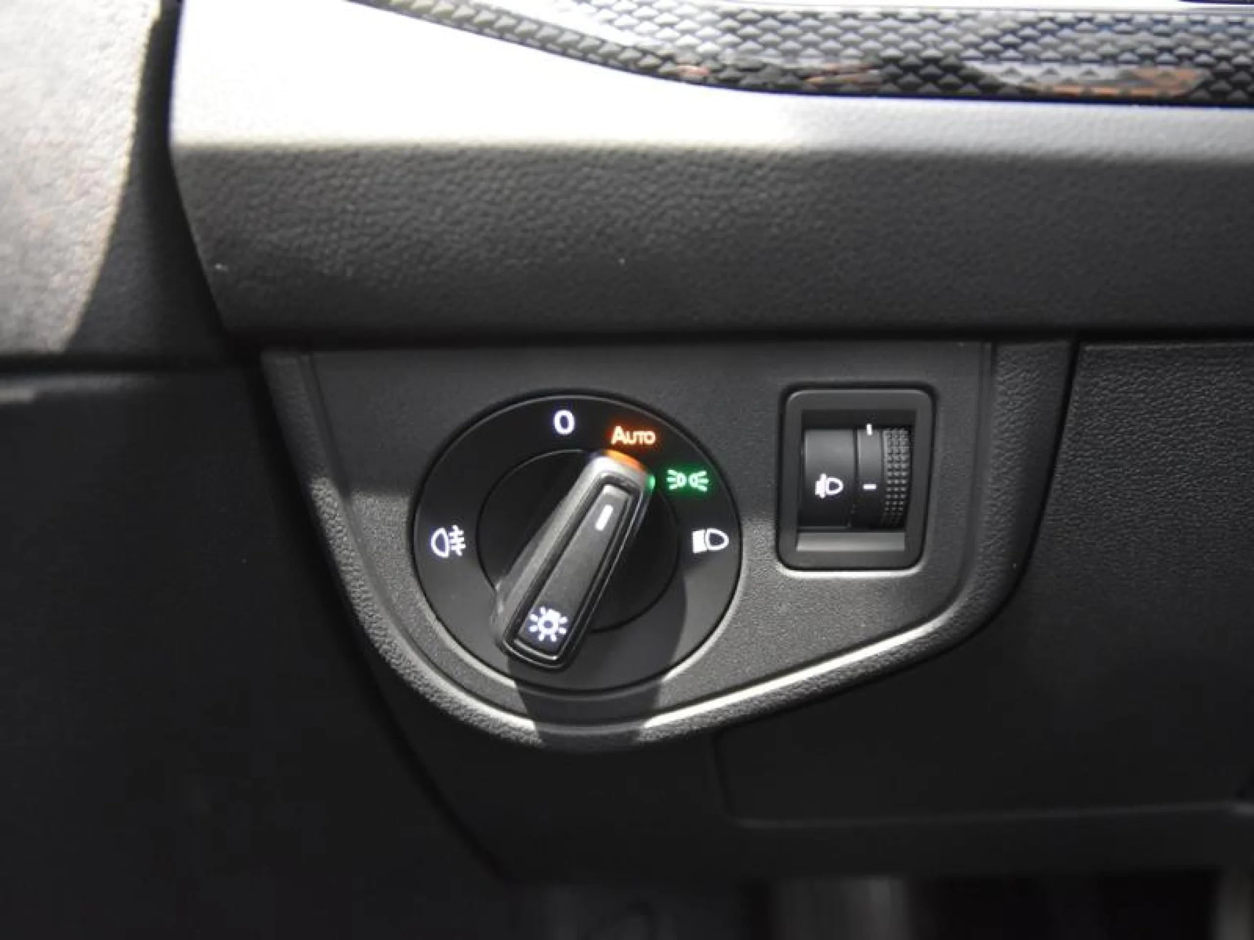 VOLKSWAGEN POLO POLO MATCH  1.0 TSI 70 KW (95 CV)  5 VEL. - Foto 17