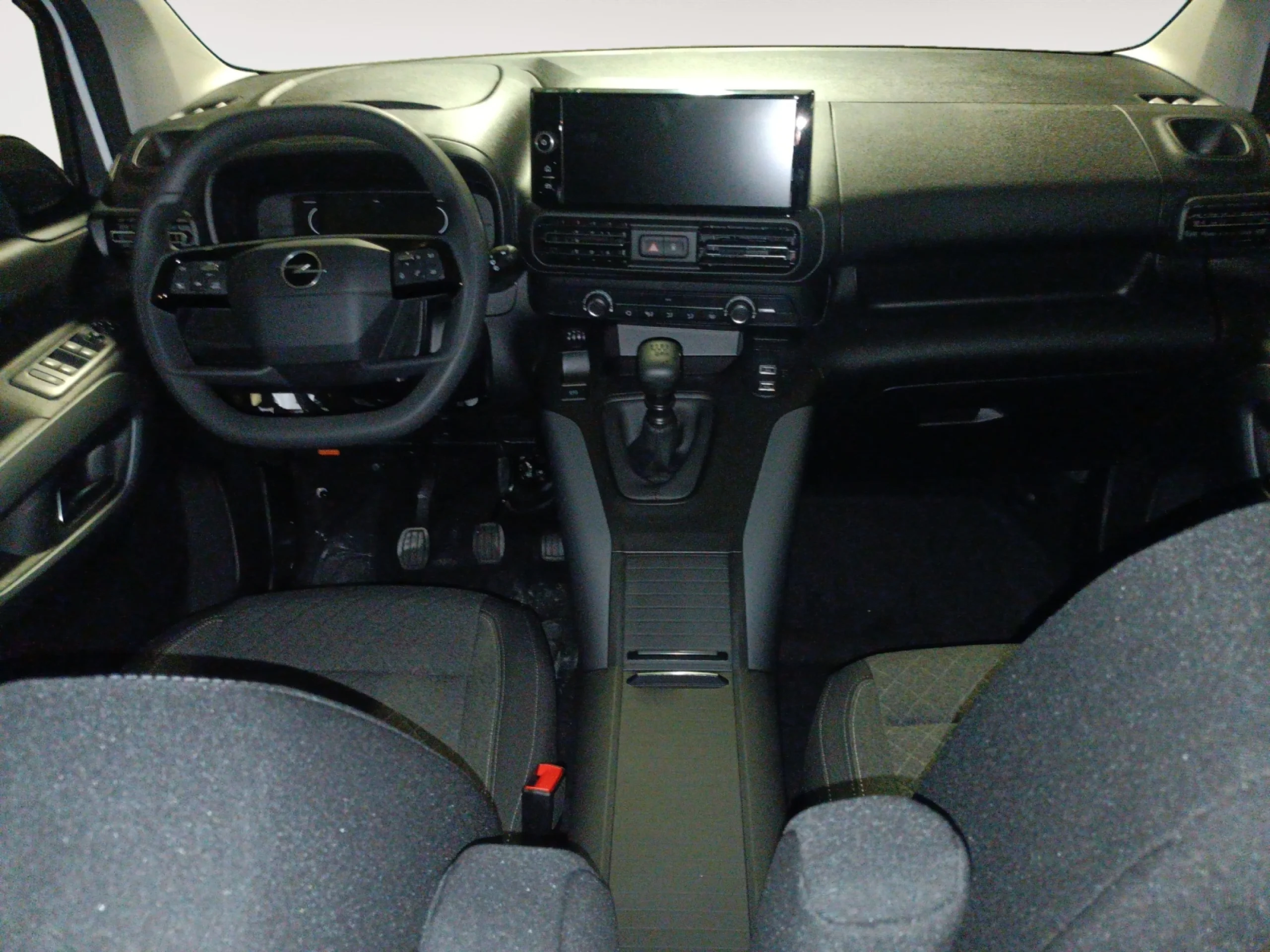 OPEL COMERCIALES COMBO COMBO 100 CV 1.5 TD S/S MT6 6.4 - Foto 4