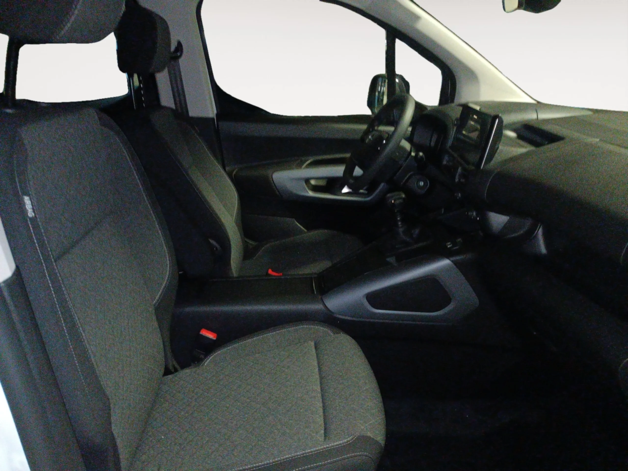 OPEL COMERCIALES COMBO COMBO 100 CV 1.5 TD S/S MT6 6.4 - Foto 5