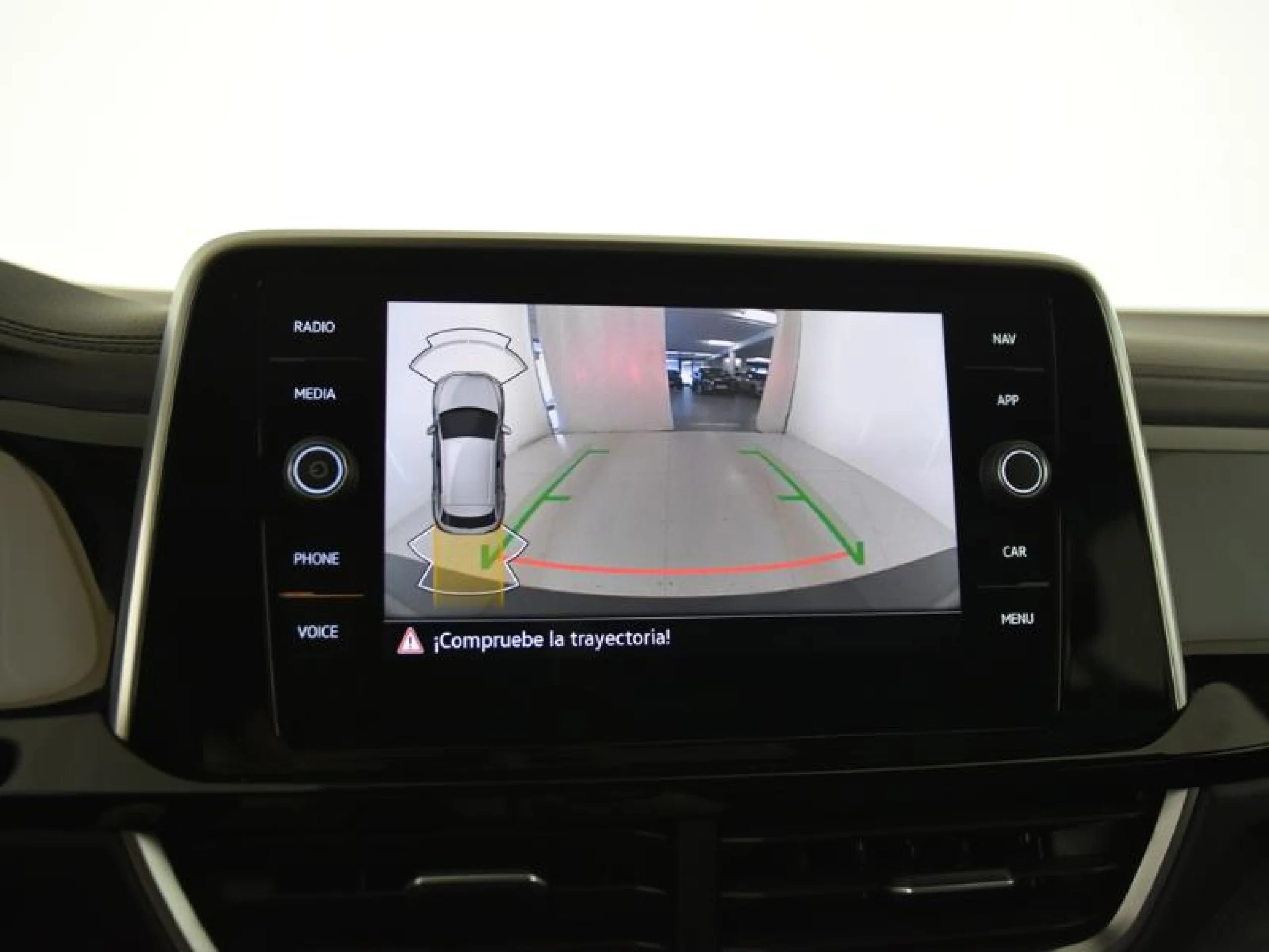 VOLKSWAGEN T ROC R LINE 1.5 TSI 110KW (150CV) DSG - Foto 13