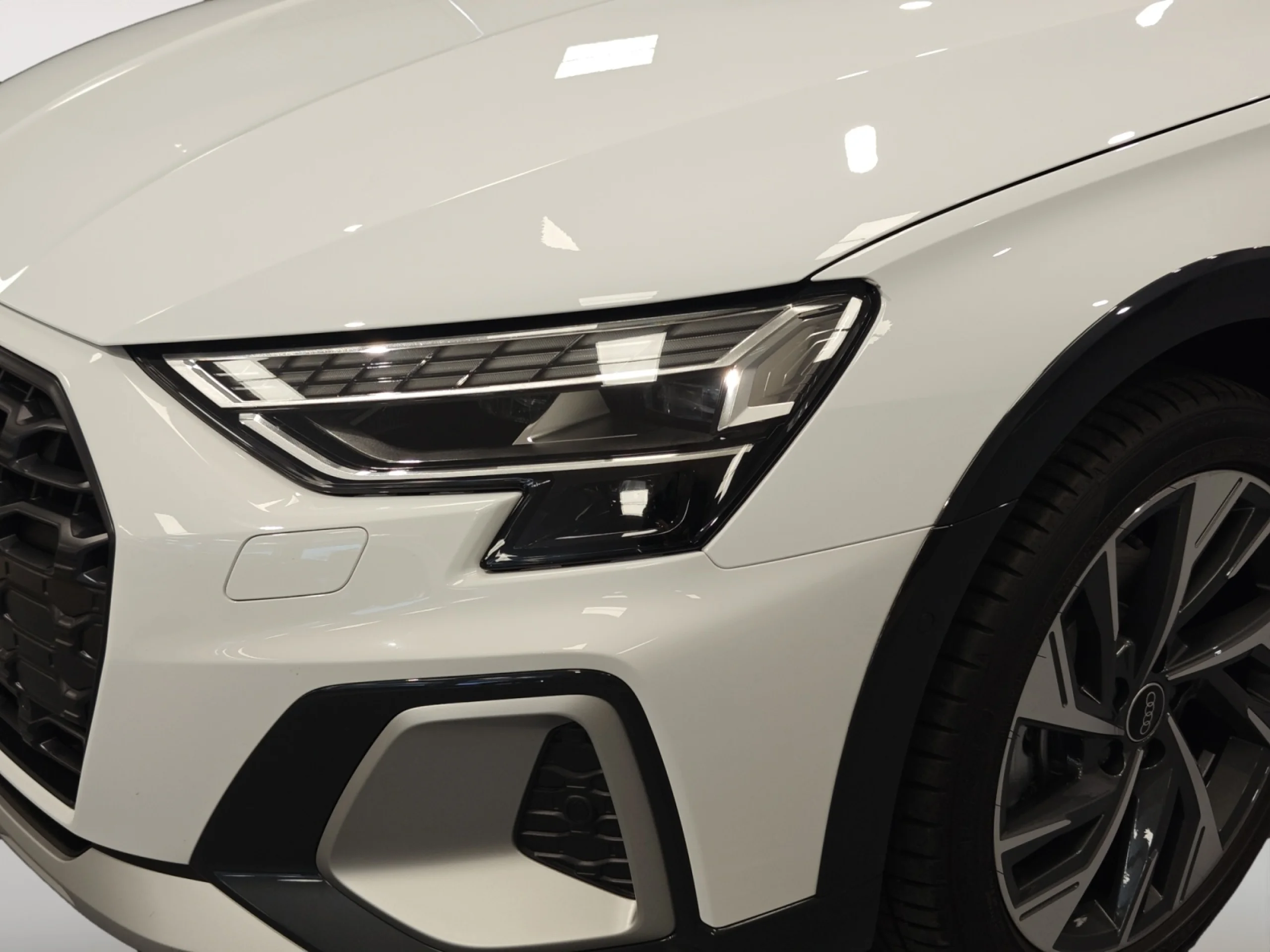 AUDI A3 ALLSTREET ADVANCED 35 TFSI 110KW S TRONI - Foto 22