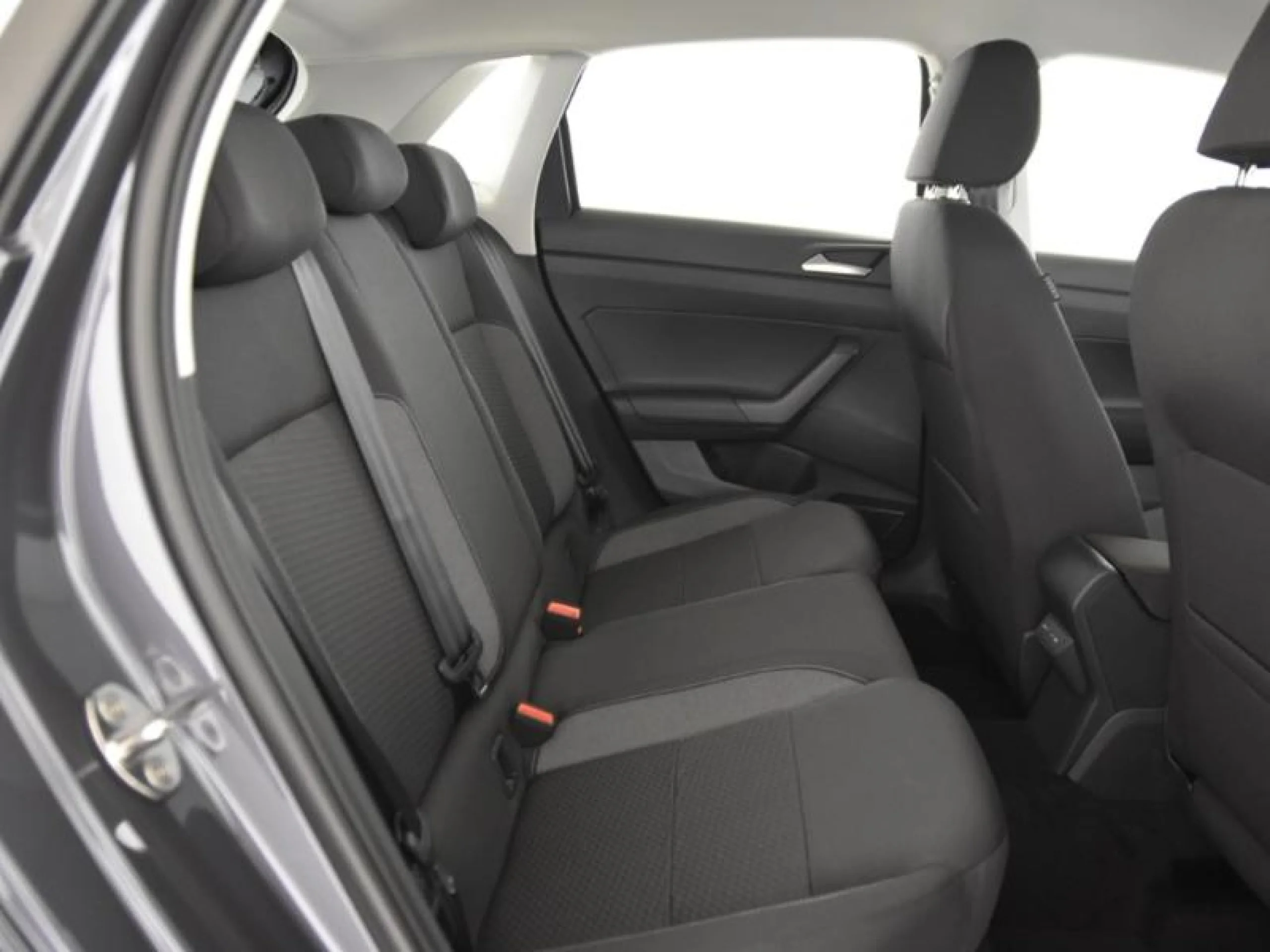 VOLKSWAGEN POLO POLO MATCH  1.0 TSI 70 KW (95 CV)  5 VEL. - Foto 6