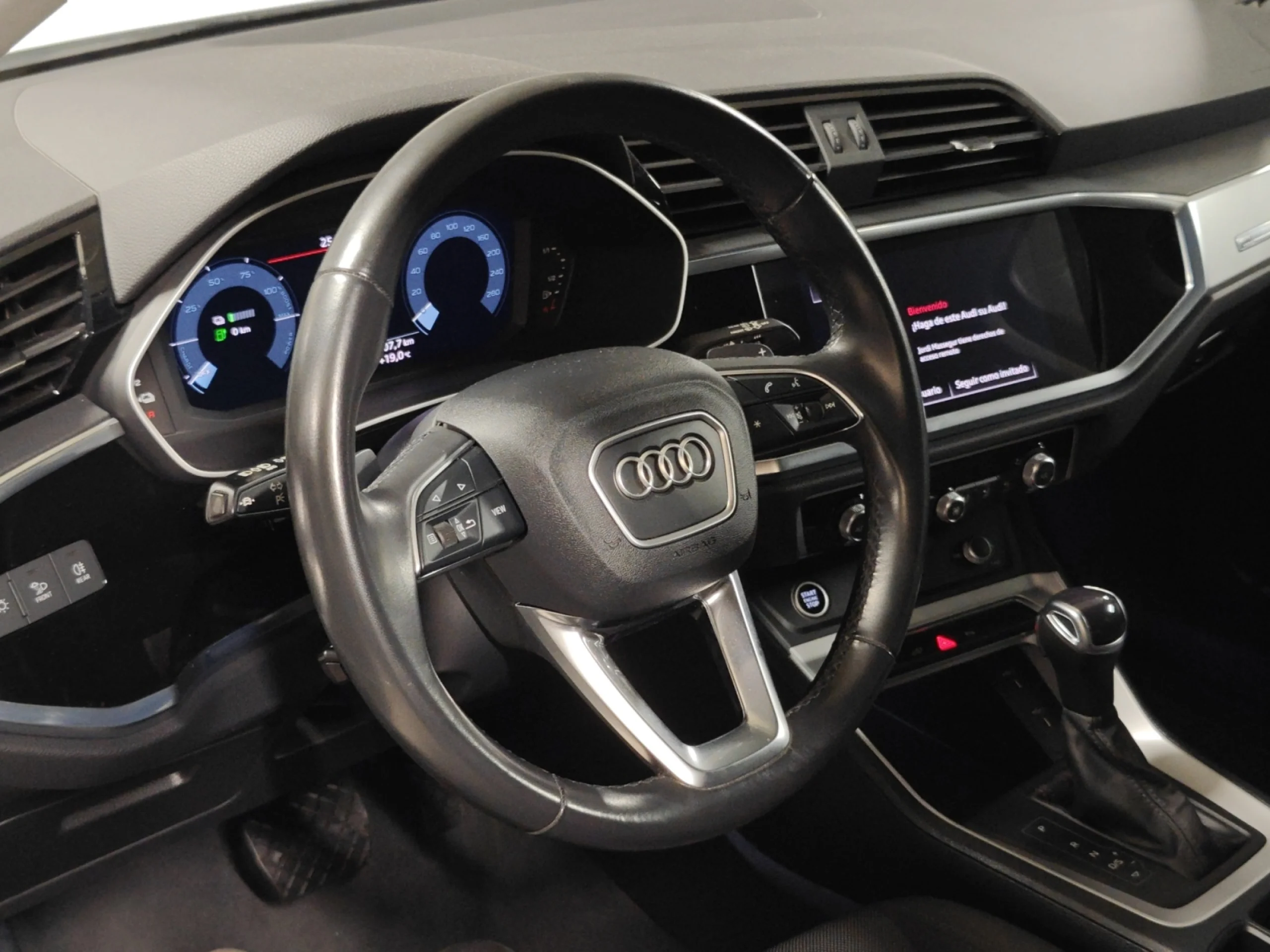 AUDI Q3 45 TFSI E 180KW (245CV) S TRONIC - Foto 9