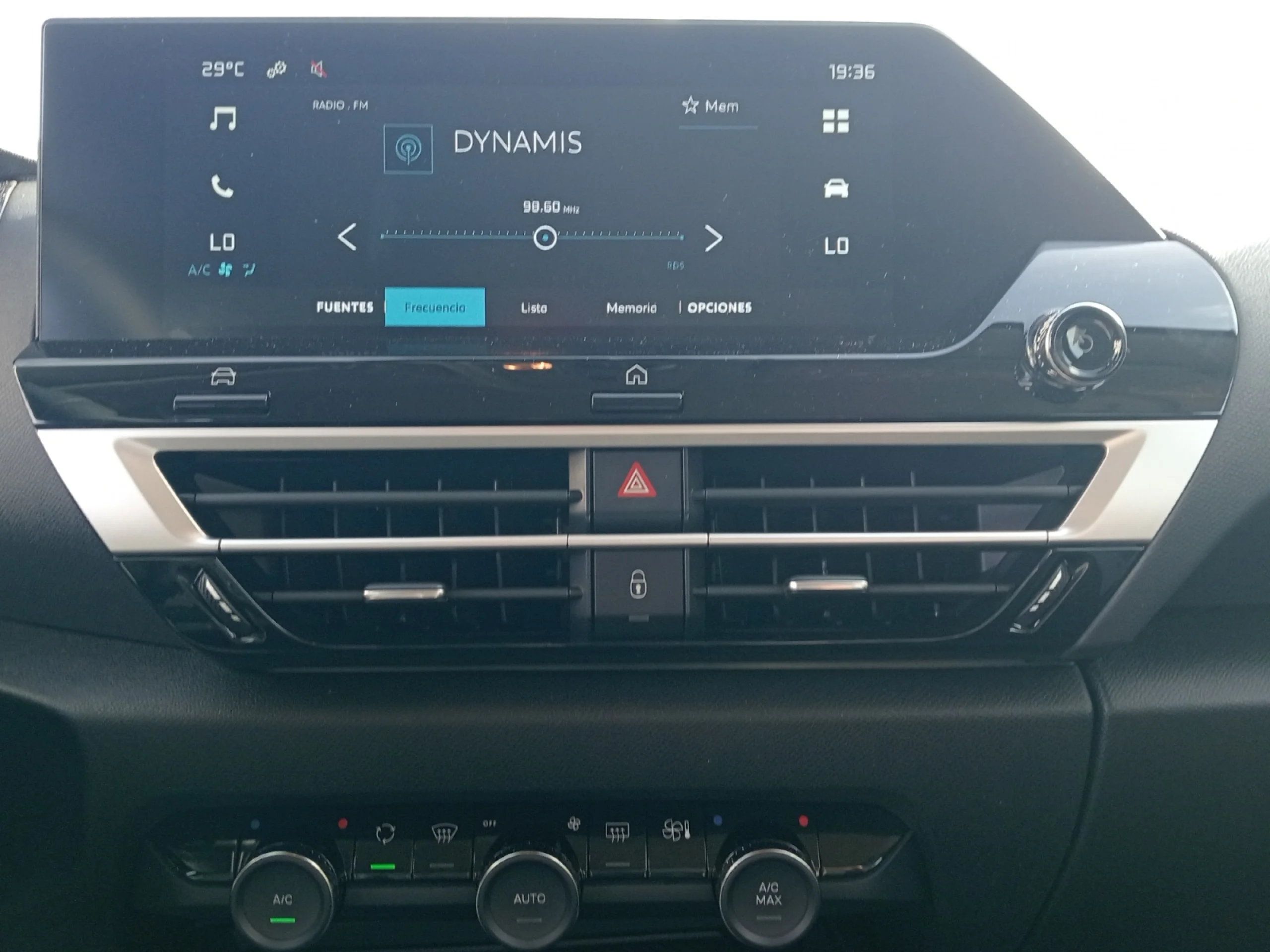 CITROEN C4 HYBRID 110 Ë DCS6 YOU - Foto 9