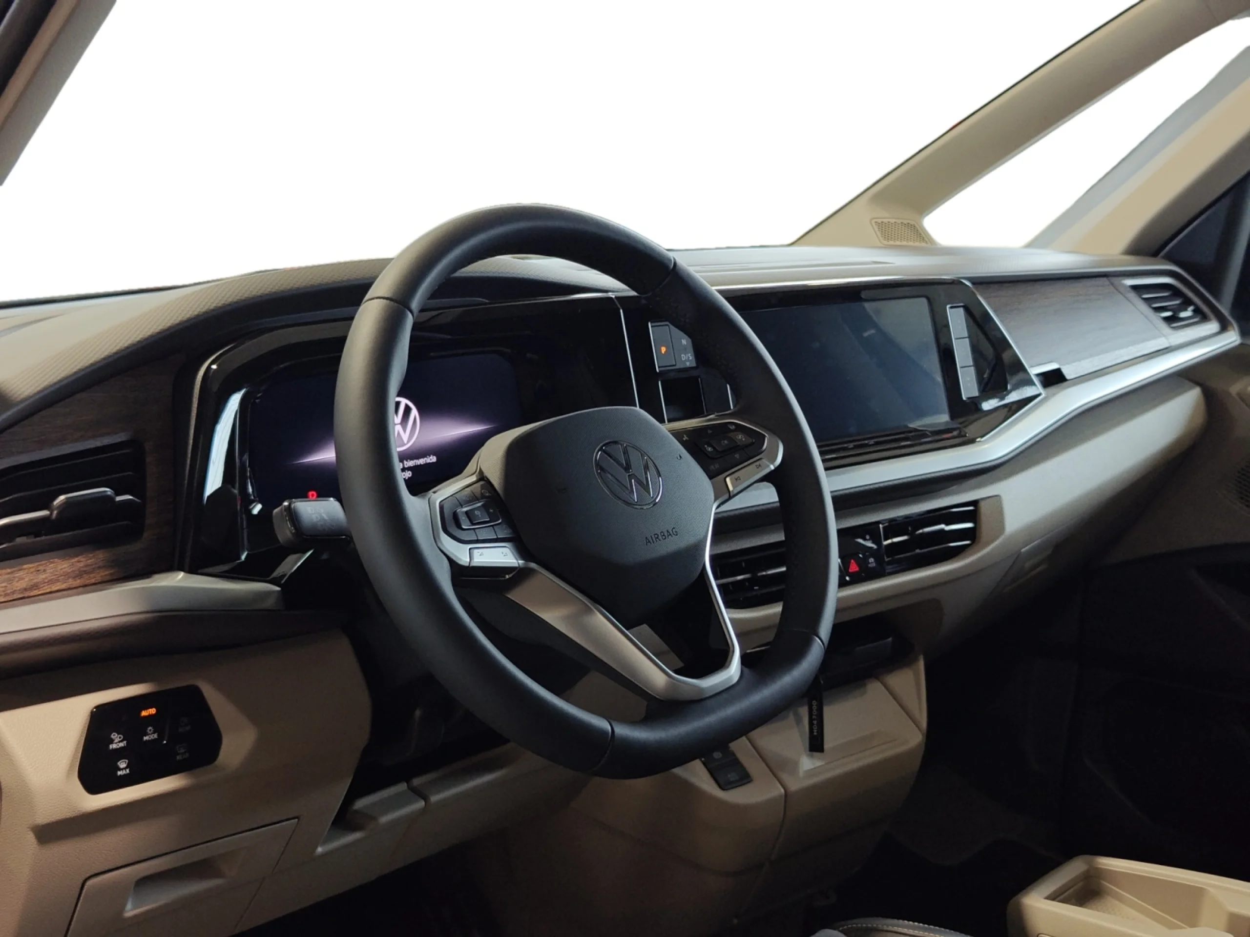 VOLKSWAGEN Multivan STYLE 1.5 EHYBRID 130 KW DSG 4M B.CORTA - Foto 9