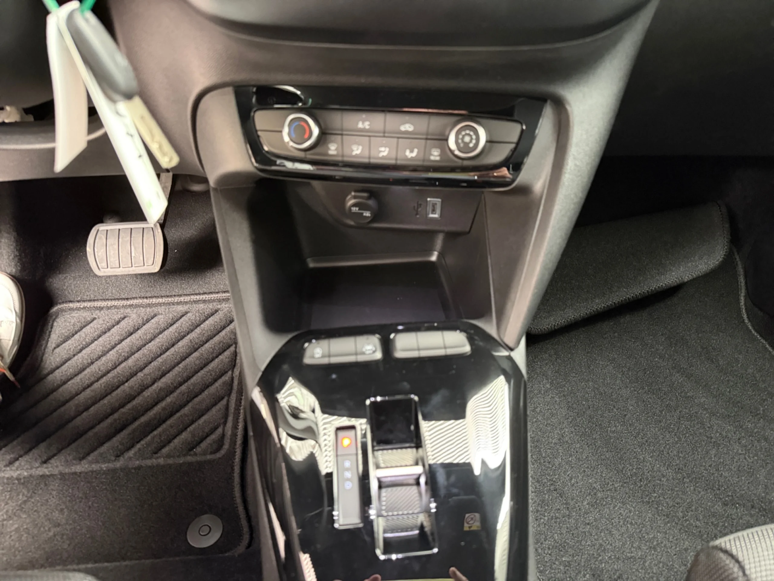 OPEL CORSA 1.2T XHL HYBRID 81KW YES EDCT - Foto 20
