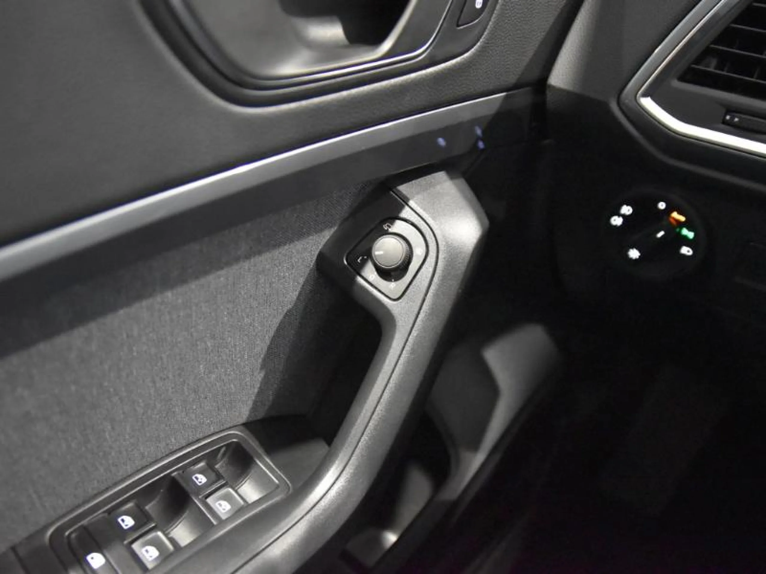 SEAT ATECA 1.5 TSI 110KW DSG STYLE EVO EDITION - Foto 18