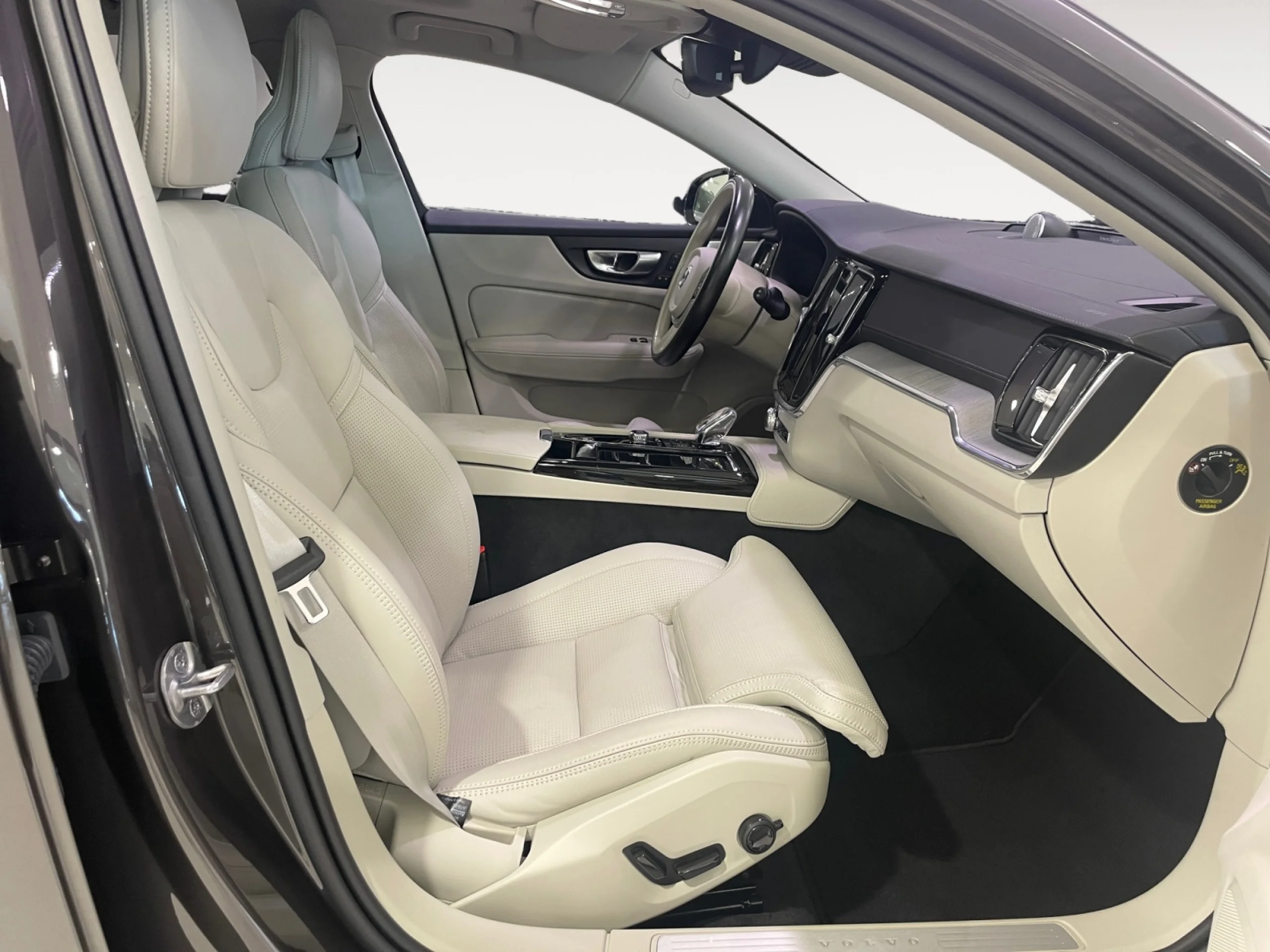 VOLVO V60 2.0 T6 AWD RECHARGE ULTRA DARK AUTO - Foto 5