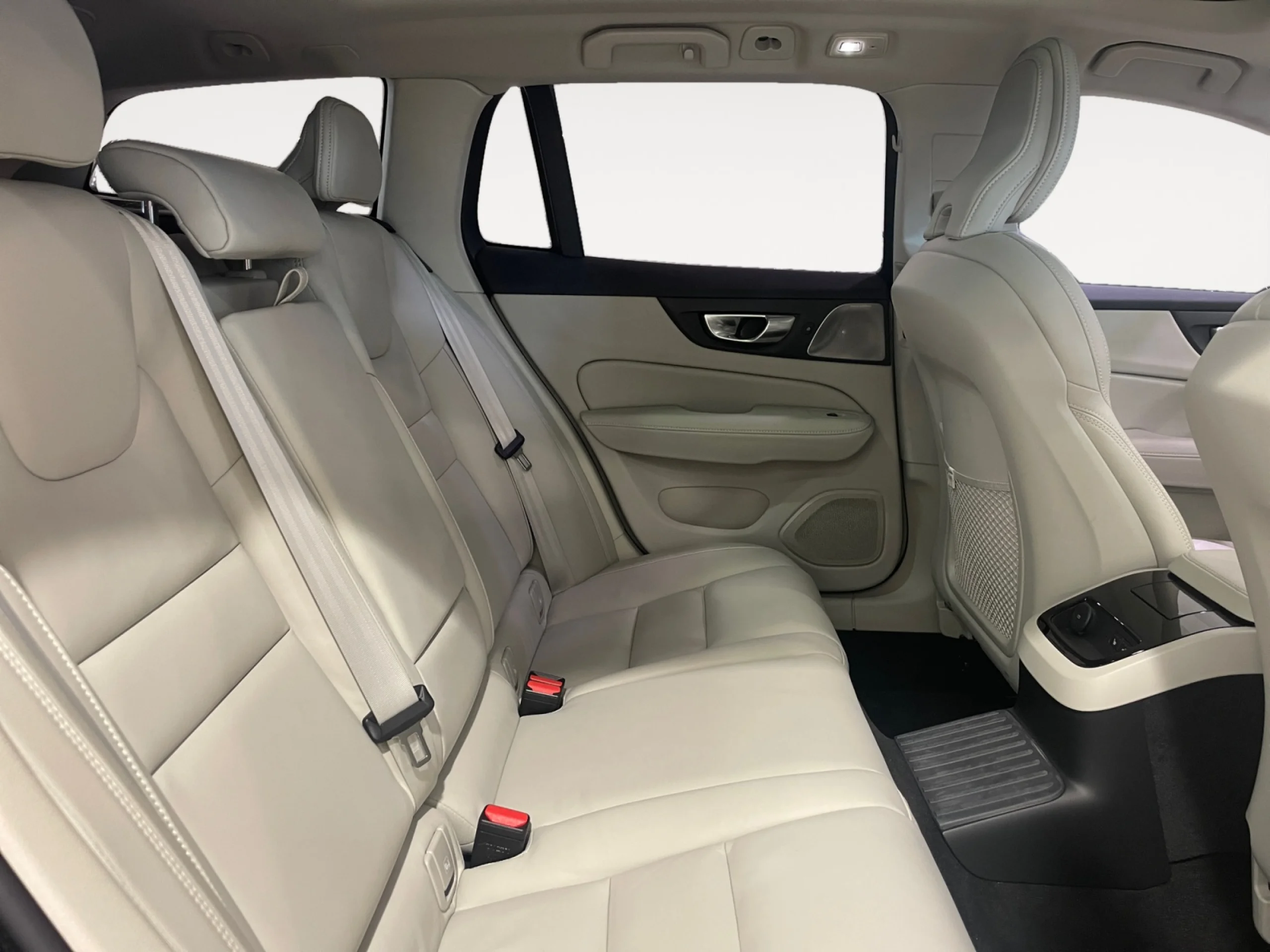 VOLVO V60 2.0 T6 AWD RECHARGE ULTRA DARK AUTO - Foto 6