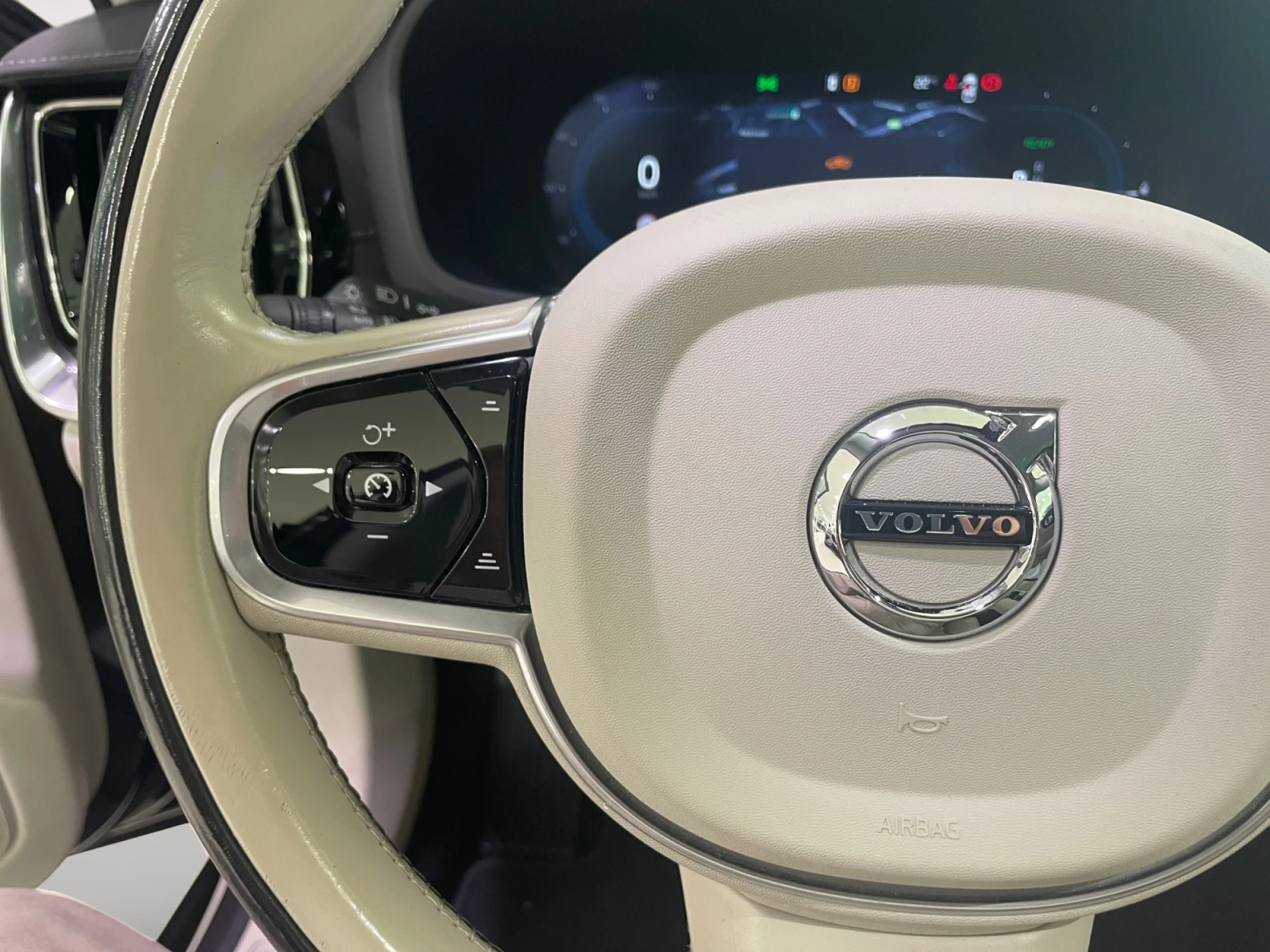 VOLVO V60 2.0 T6 AWD RECHARGE ULTRA DARK AUTO - Foto 12