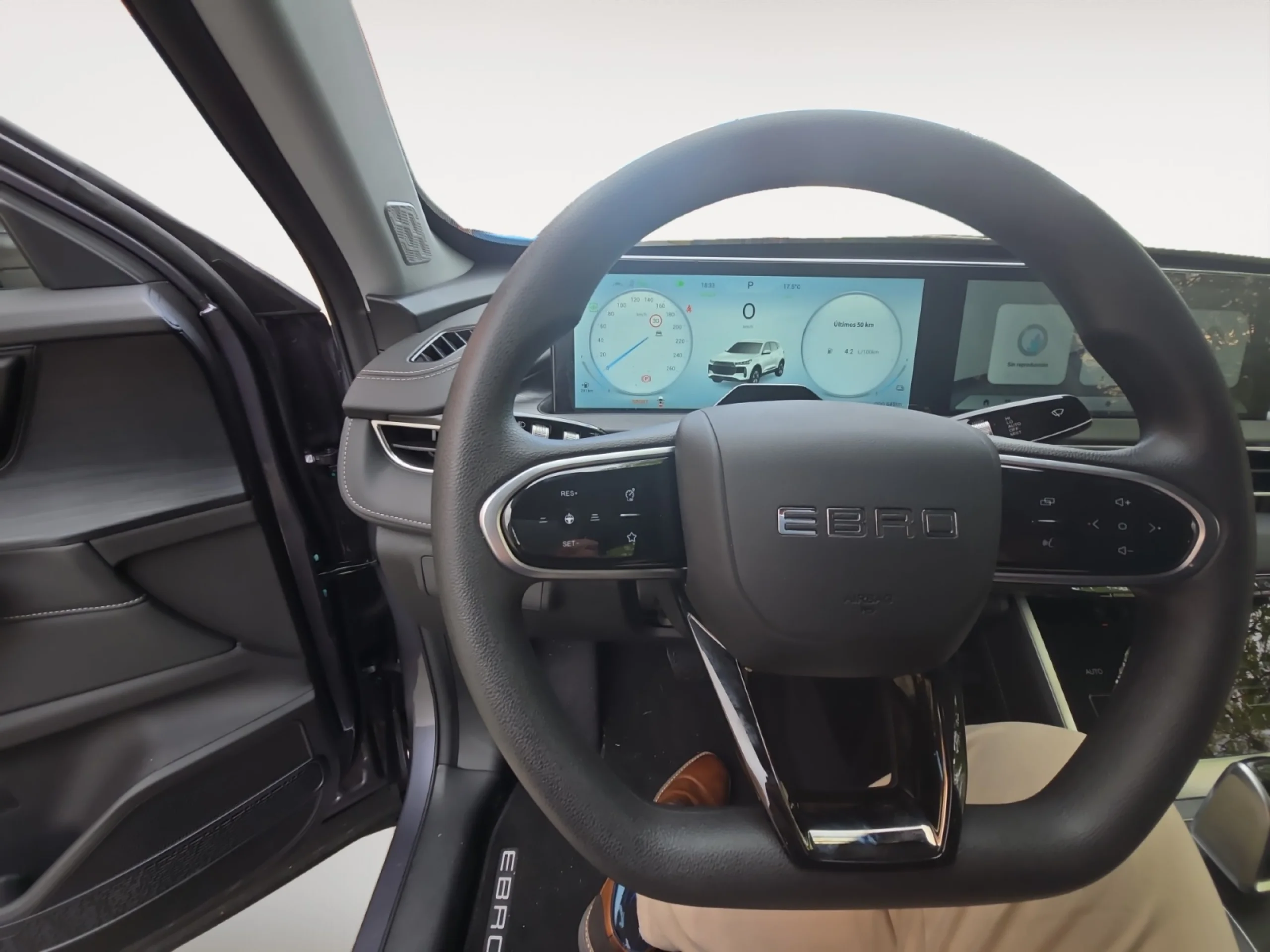 EBRO S400 S400 PREMIUM GASOLINA1.5L HEV - Foto 12