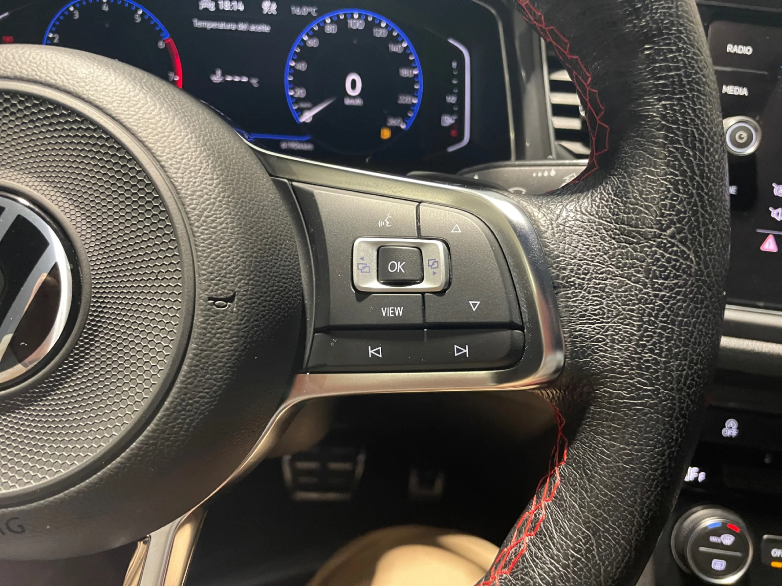 VOLKSWAGEN T ROC SPORT 2.0 TSI 140KW (190CV) 4 MOTION DSG - Foto 10