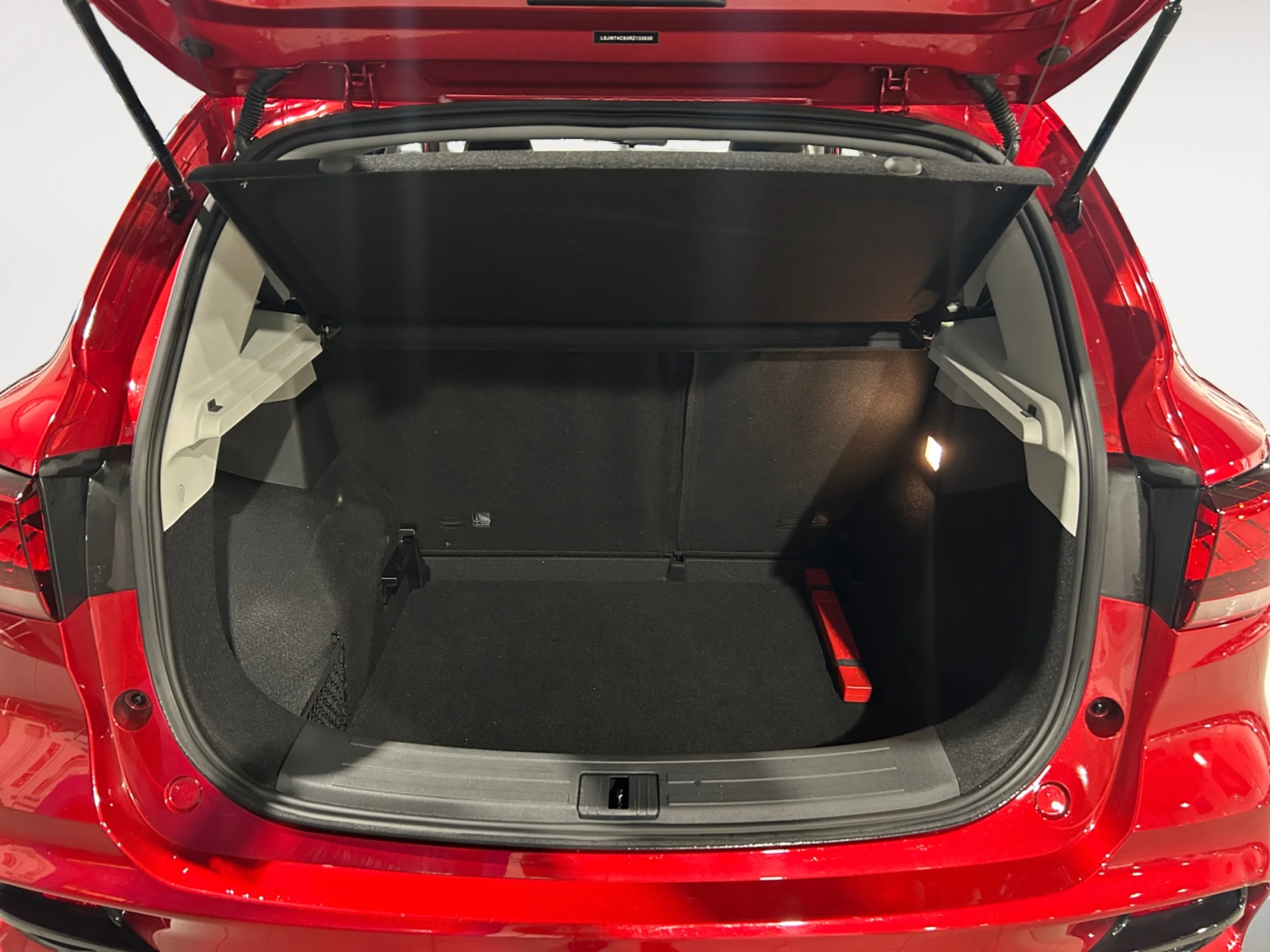 MG Zs 1.0T LUXURY - Foto 7