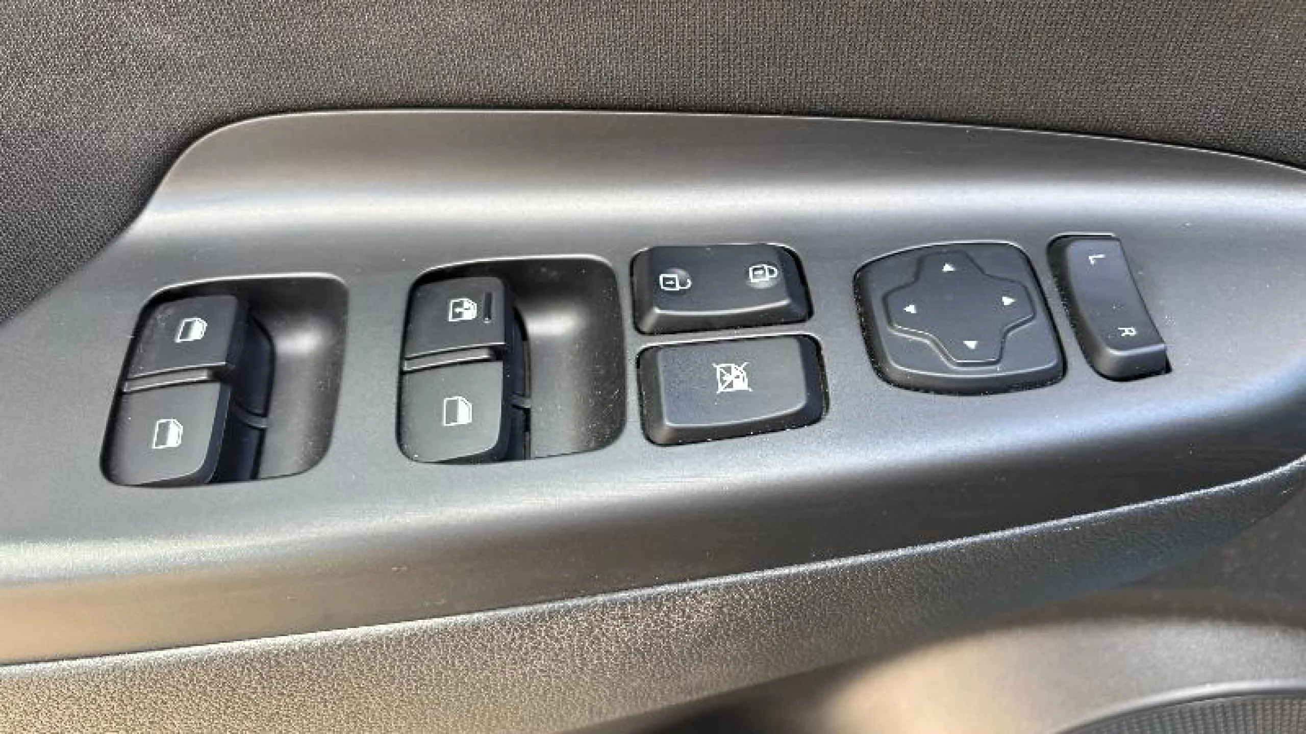 HYUNDAI KONA 1.6 CRDI 100KW (136CV) 48V MAXX 4X2 - Foto 17