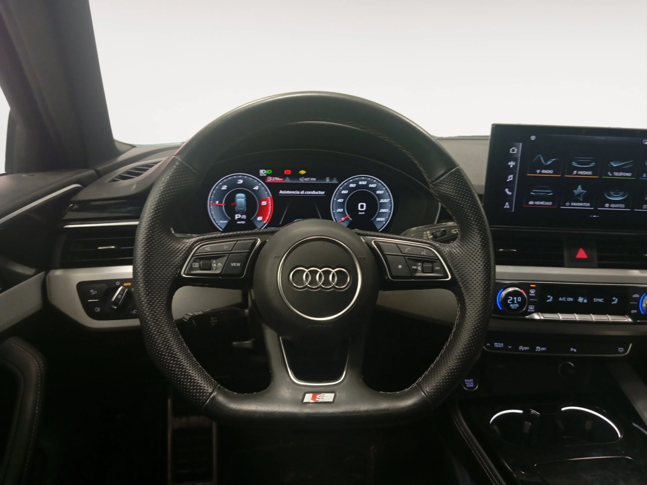 AUDI A4 AVANT BLACK LINE 35 TDI 120KW S TRONIC - Foto 11