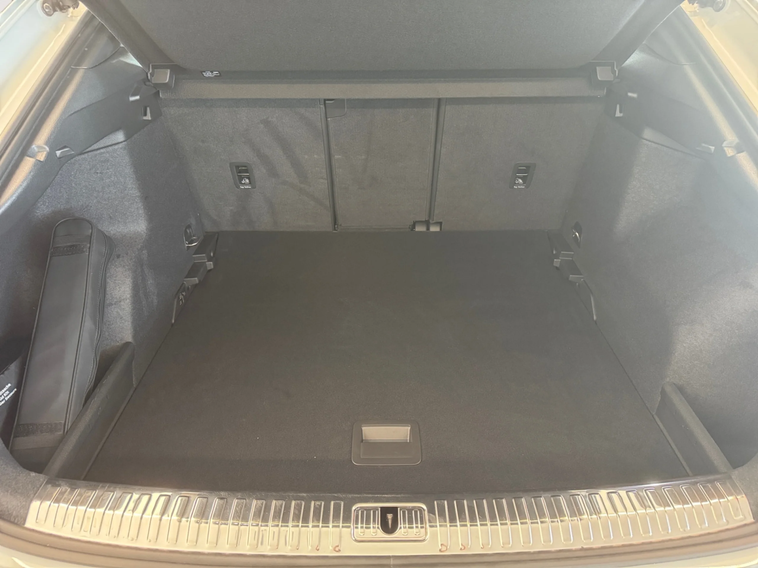 AUDI Q3 SPORTBACK 40 TDI 142KW S TRONIC QUATTRO BLACK LIM. - Foto 7