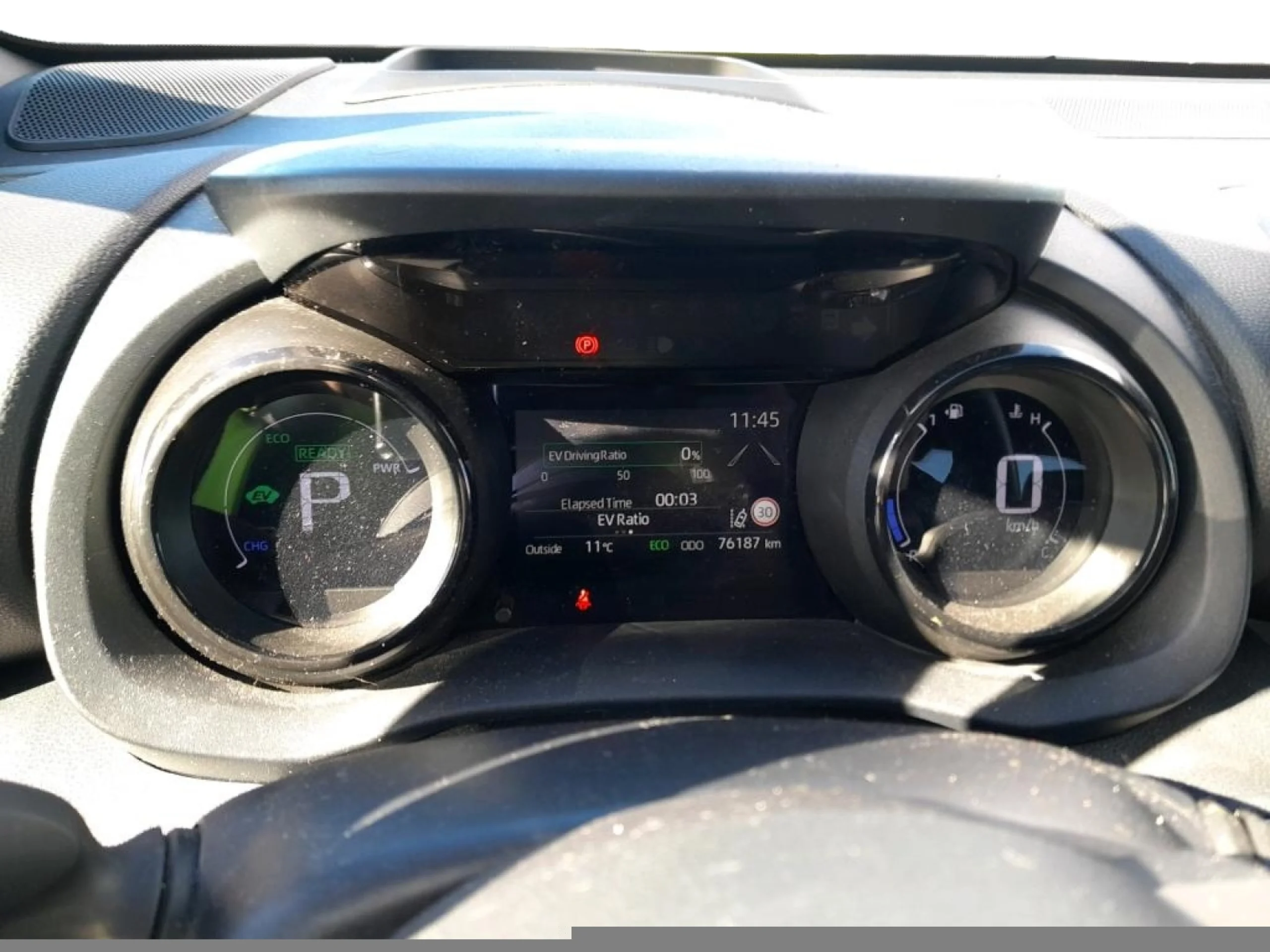 TOYOTA Yaris 1.5 120H STYLE - Foto 9