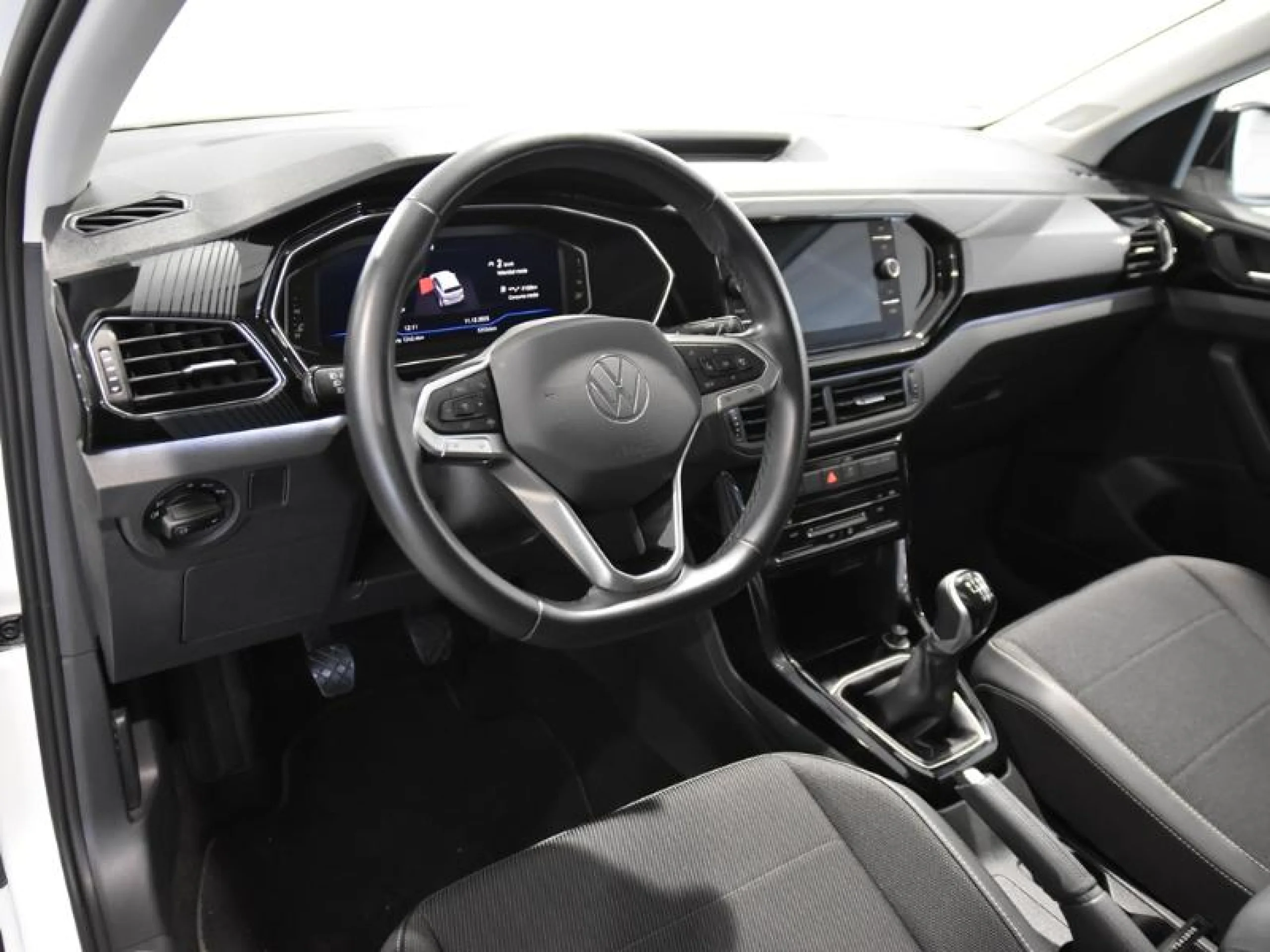 VOLKSWAGEN T CROSS SPORT 1.0 TSI 81KW (110CV) - Foto 9