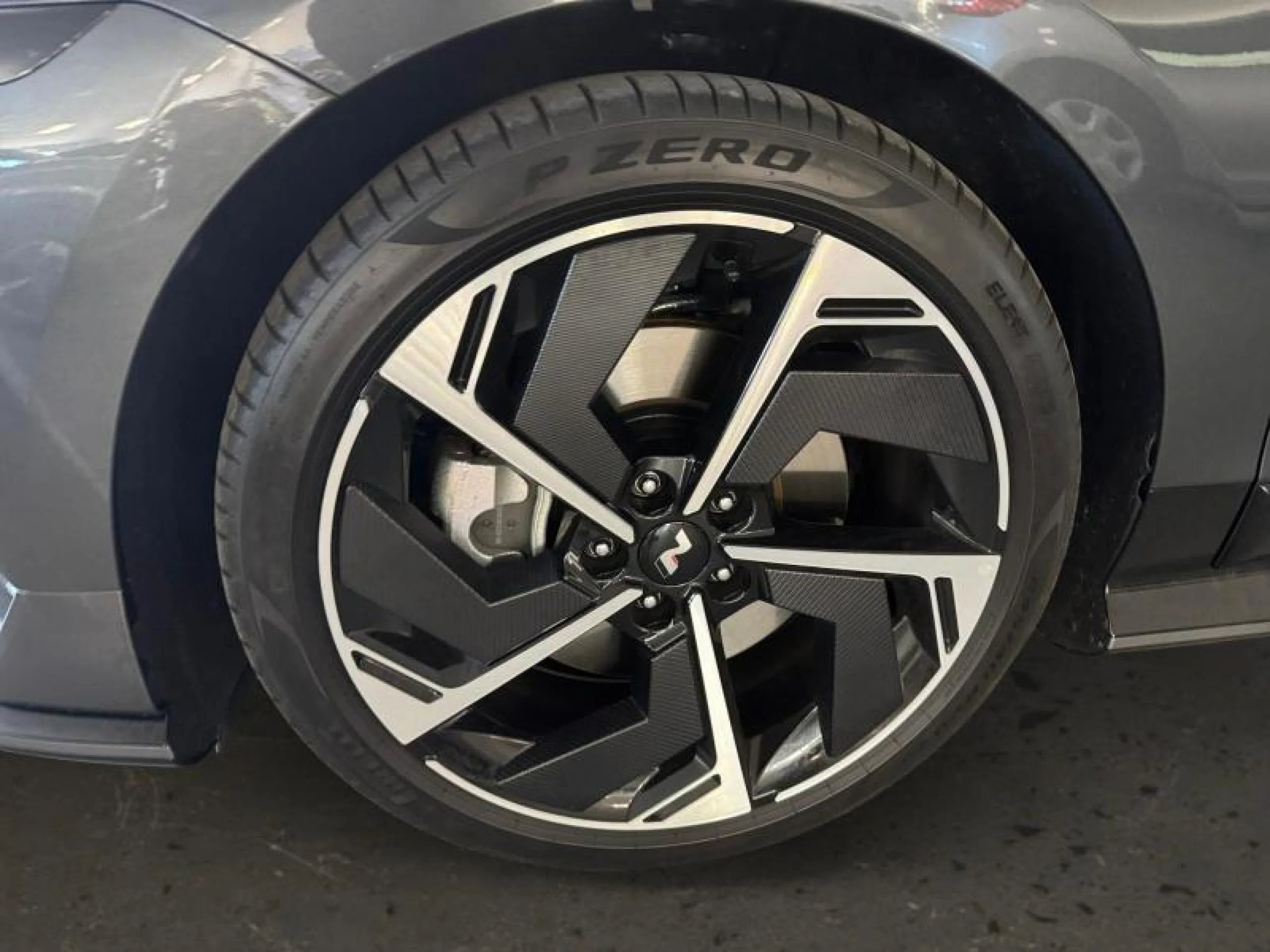 HYUNDAI Ioniq 6 239KW (325CV) 84KWH AWD N LINE - Foto 6