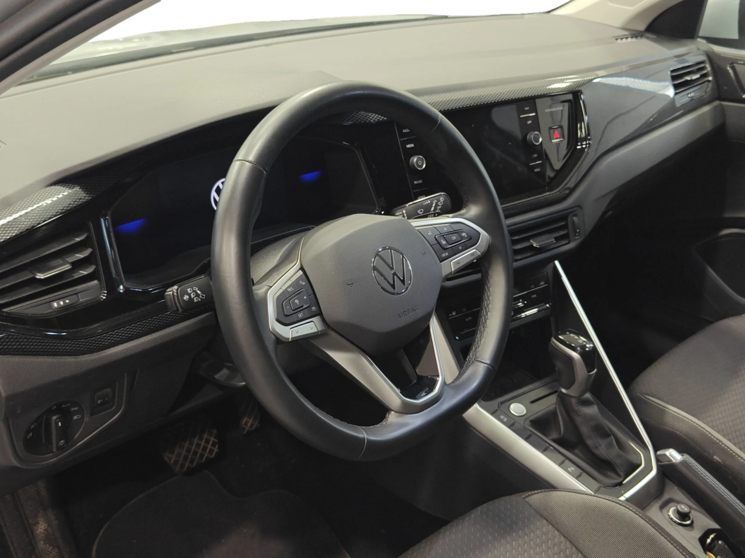 VOLKSWAGEN TAIGO ··MÁS·· 1.0 TSI 85KW (115CV) DSG - Foto 9