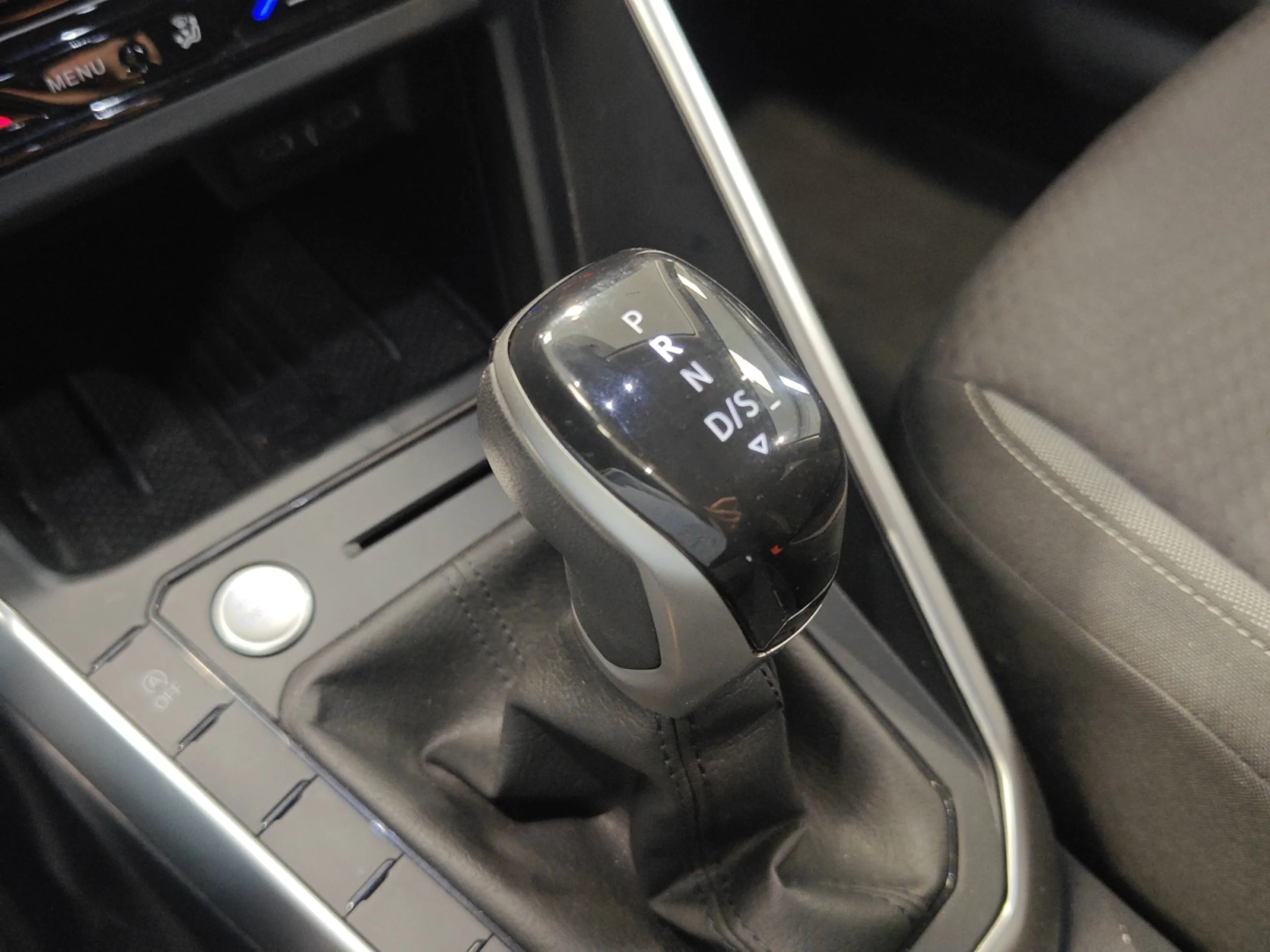 VOLKSWAGEN TAIGO ··MÁS·· 1.0 TSI 85KW (115CV) DSG - Foto 17