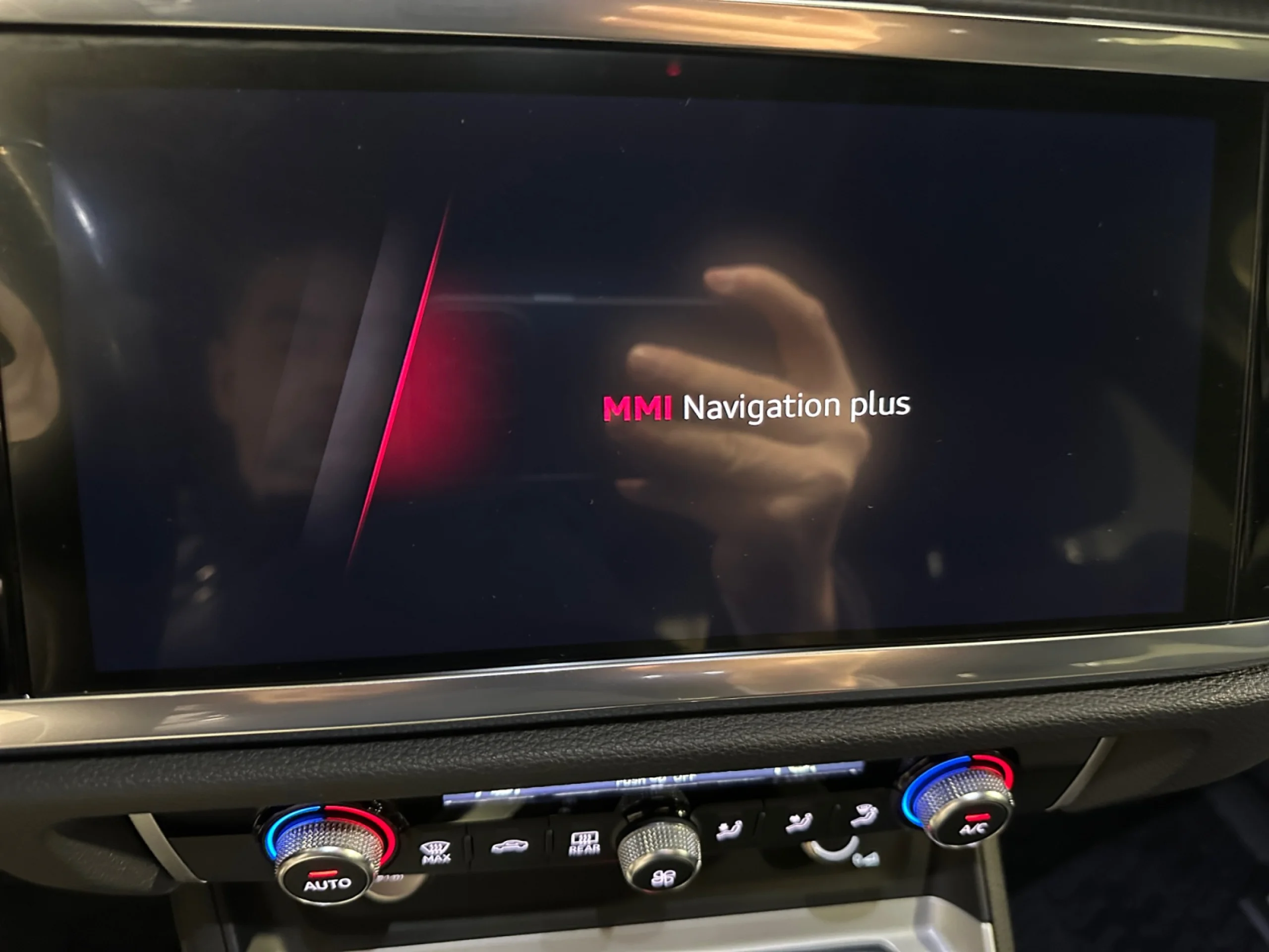 AUDI Q3 40 TFSI 140KW S TRONIC QUATTR BLACK LINE - Foto 9