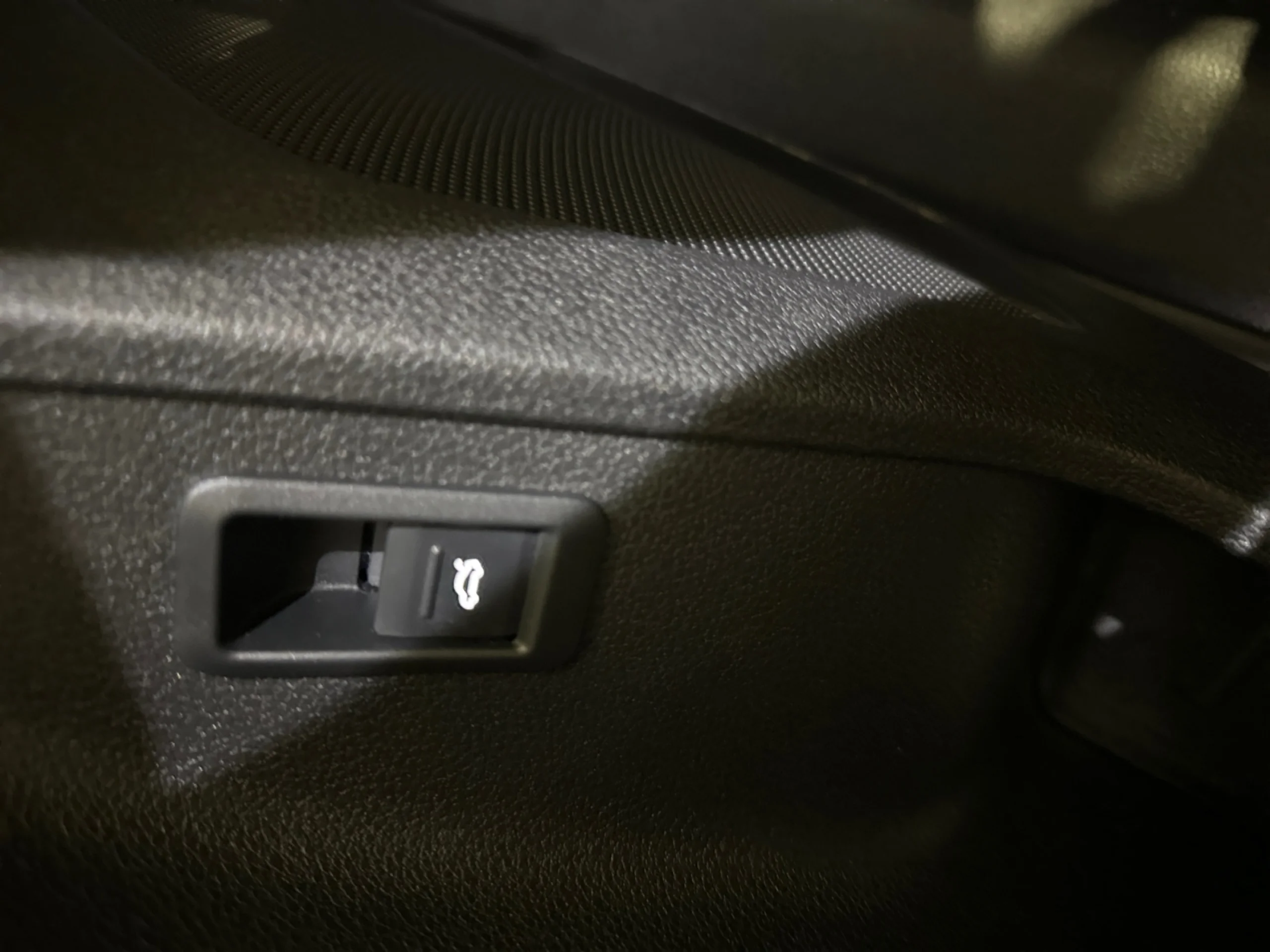 AUDI Q3 40 TFSI 140KW S TRONIC QUATTR BLACK LINE - Foto 14