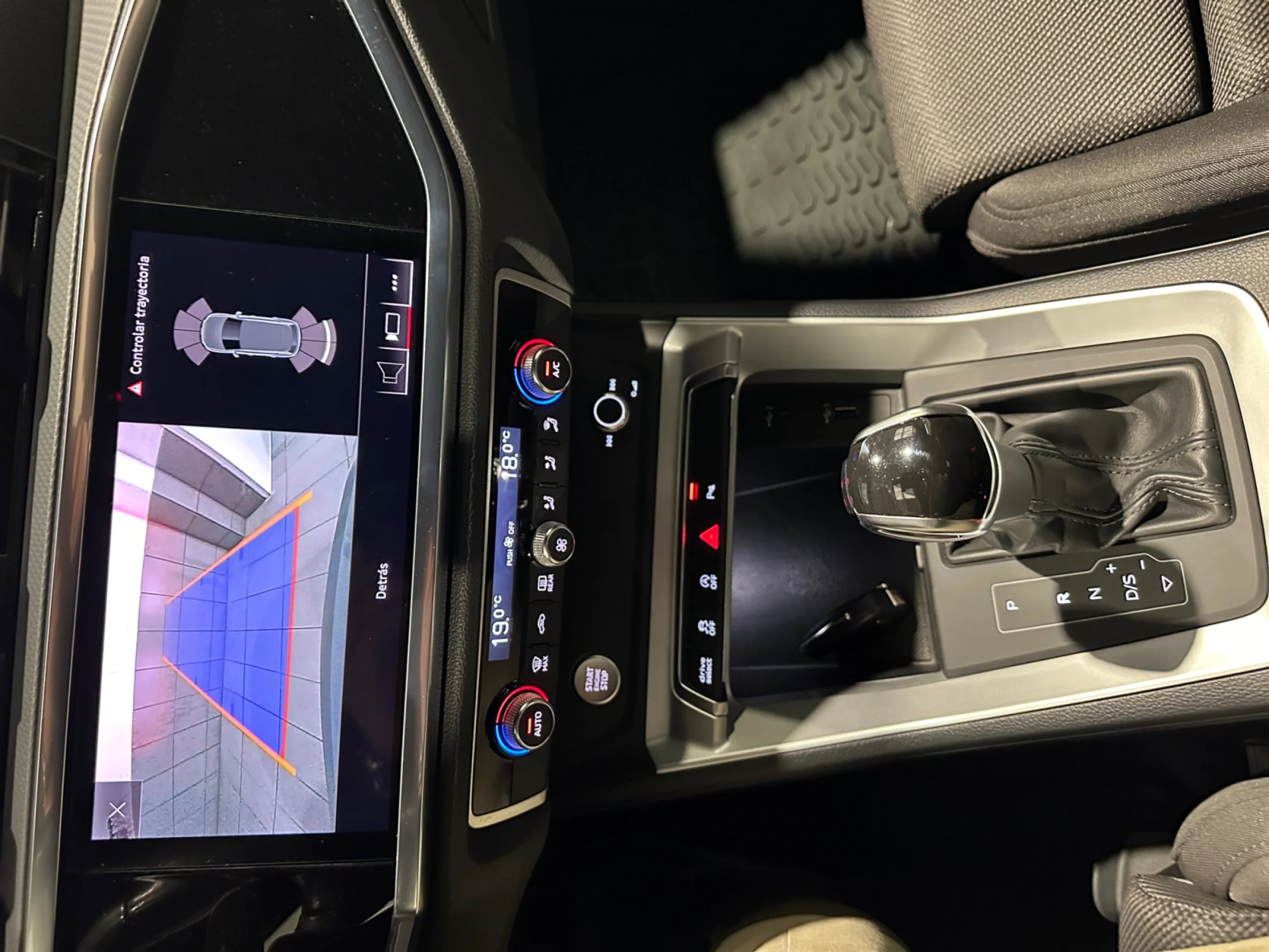 AUDI Q3 40 TFSI 140KW S TRONIC QUATTR BLACK LINE - Foto 17