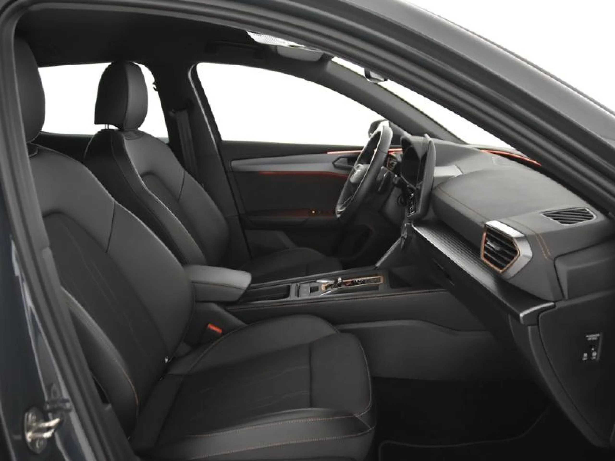 CUPRA LEON 1.5 TSI E HYBRID 150W (204CV) DSG - Foto 6