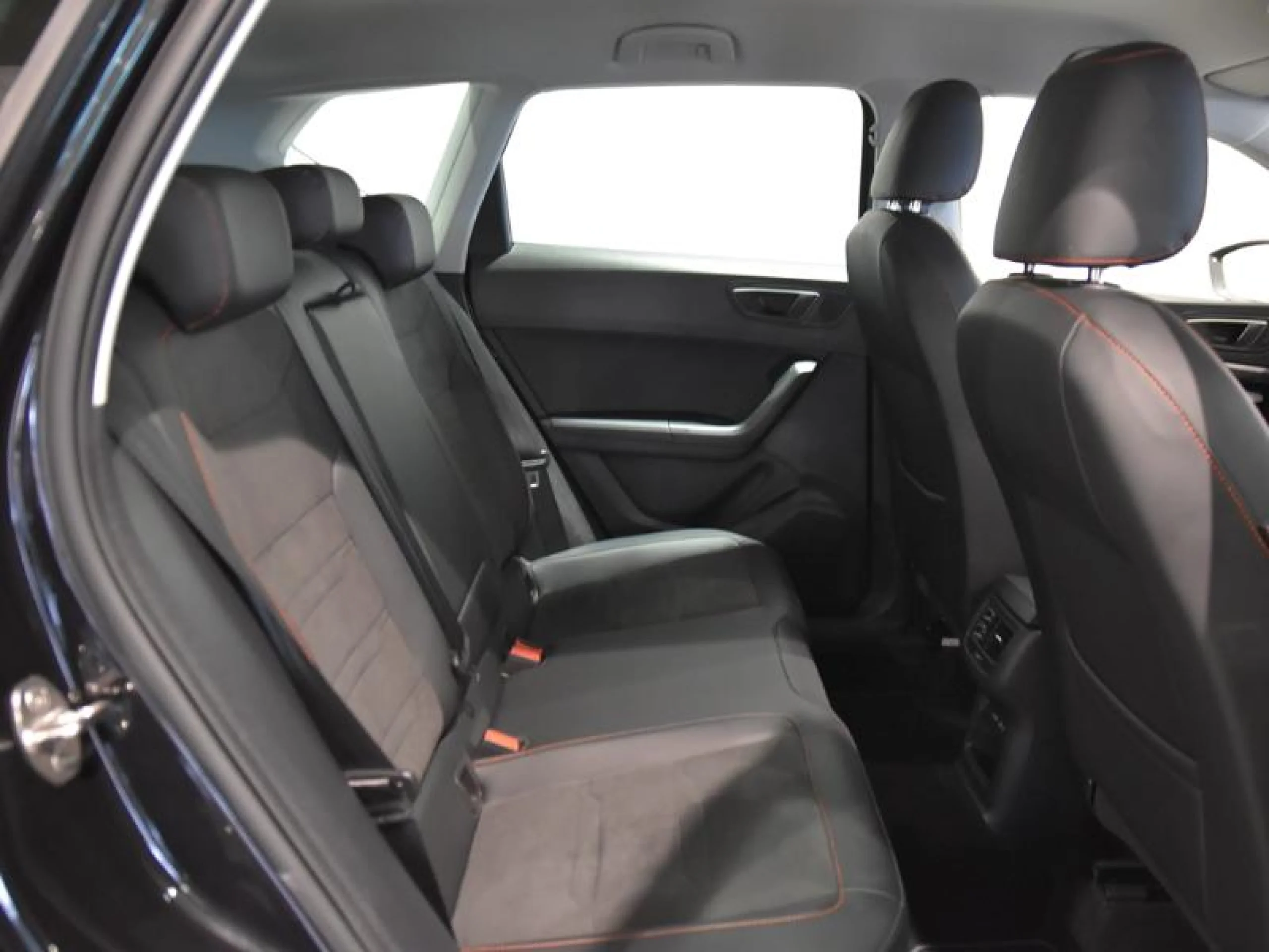 SEAT ATECA 1.5 TSI 110KW DSG FR SPECIAL EDITION - Foto 6