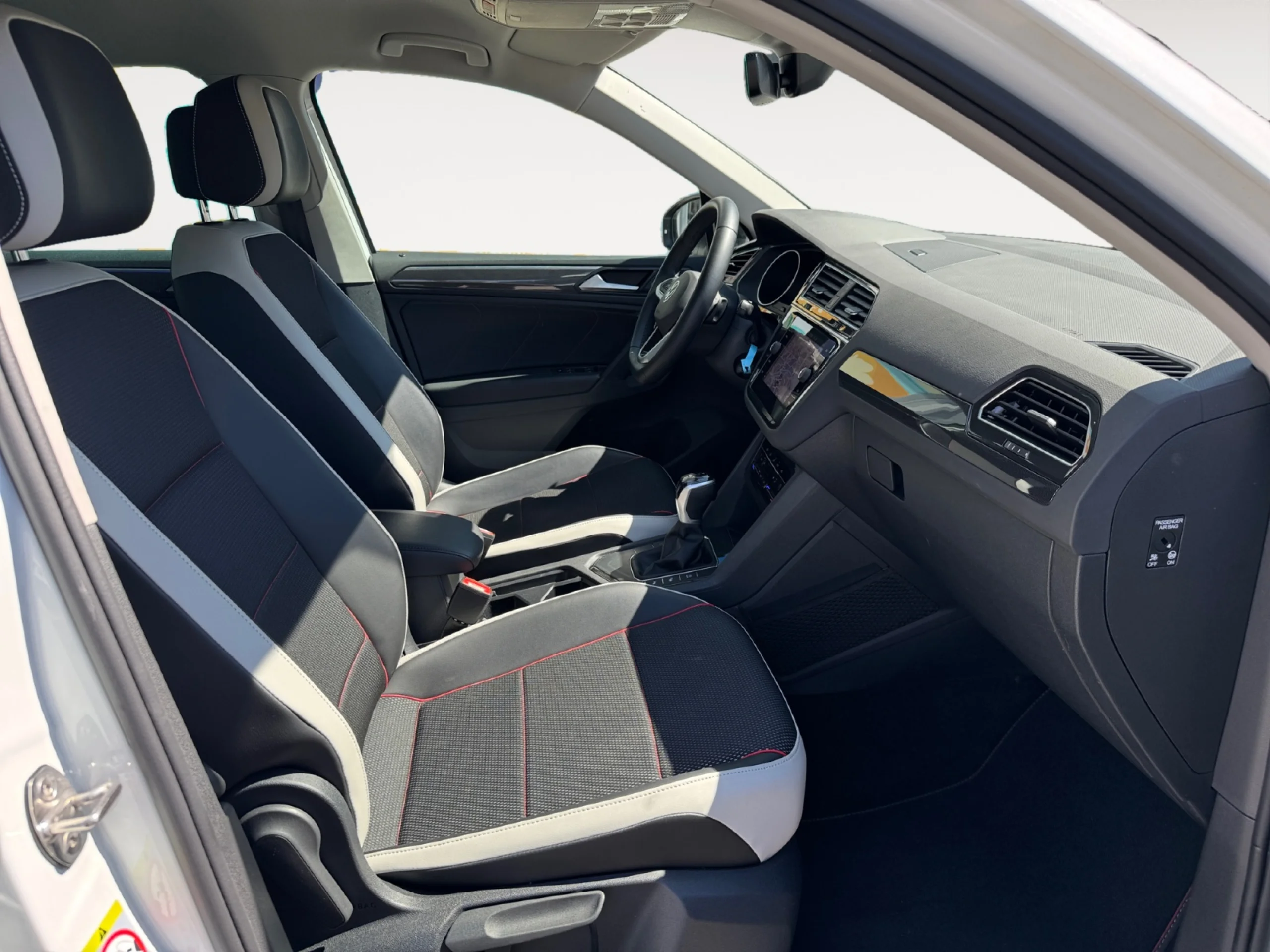 VOLKSWAGEN TIGUAN URBAN SPORT 1.5 TSI 110KW (150CV) - Foto 5