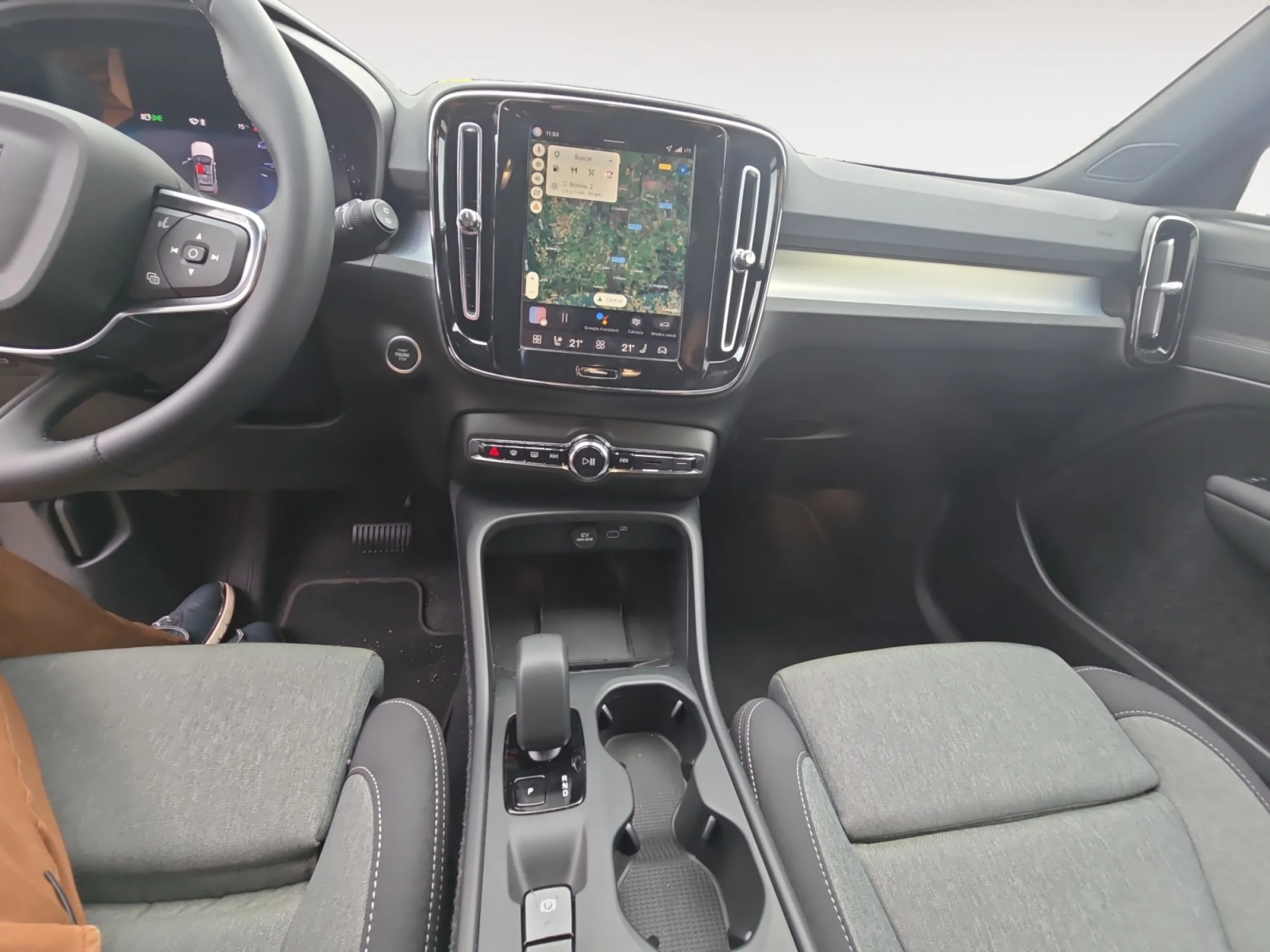 VOLVO XC40 2.0 B3 G CORE AUTO - Foto 11