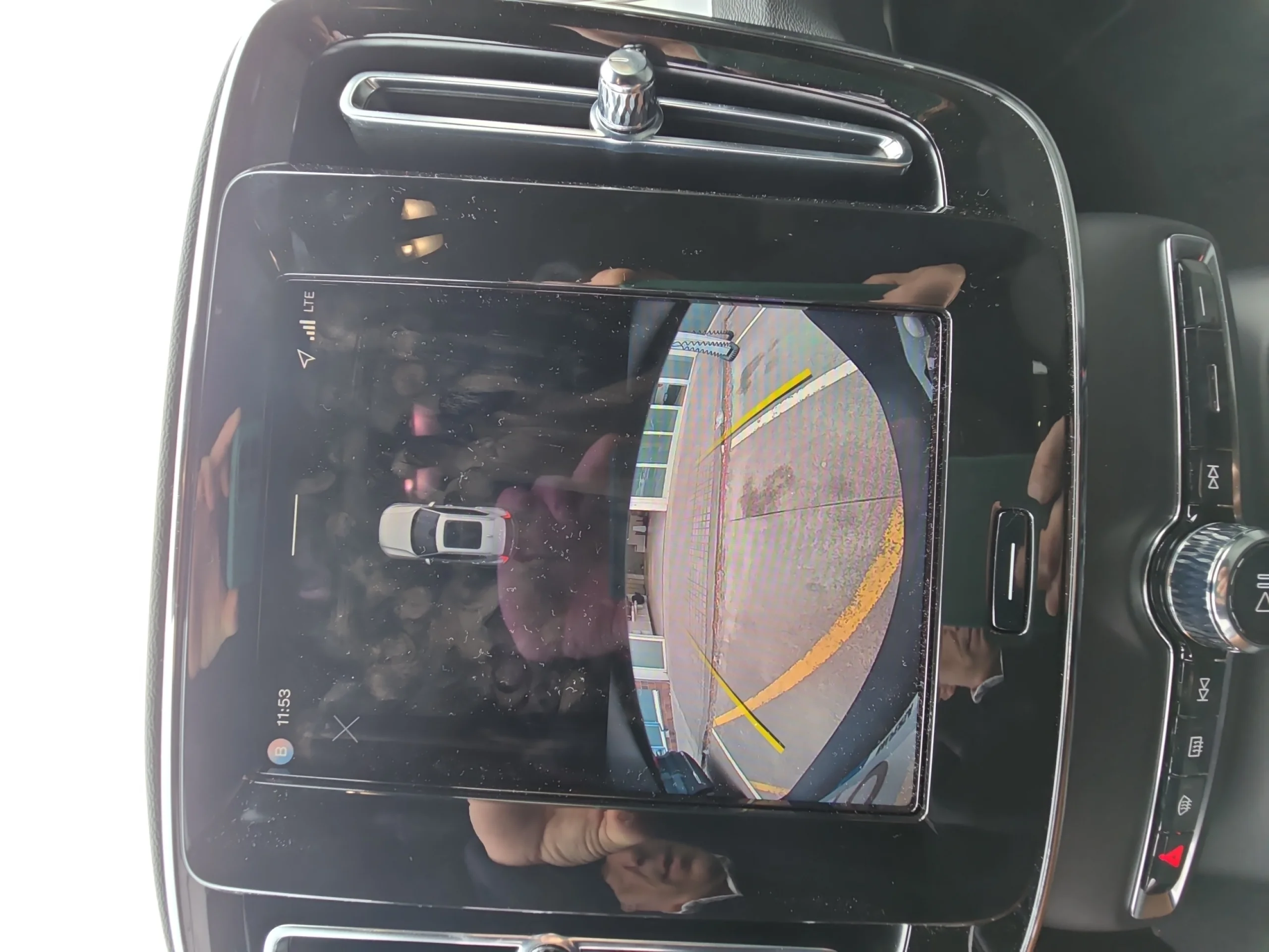 VOLVO XC40 2.0 B3 G CORE AUTO - Foto 14
