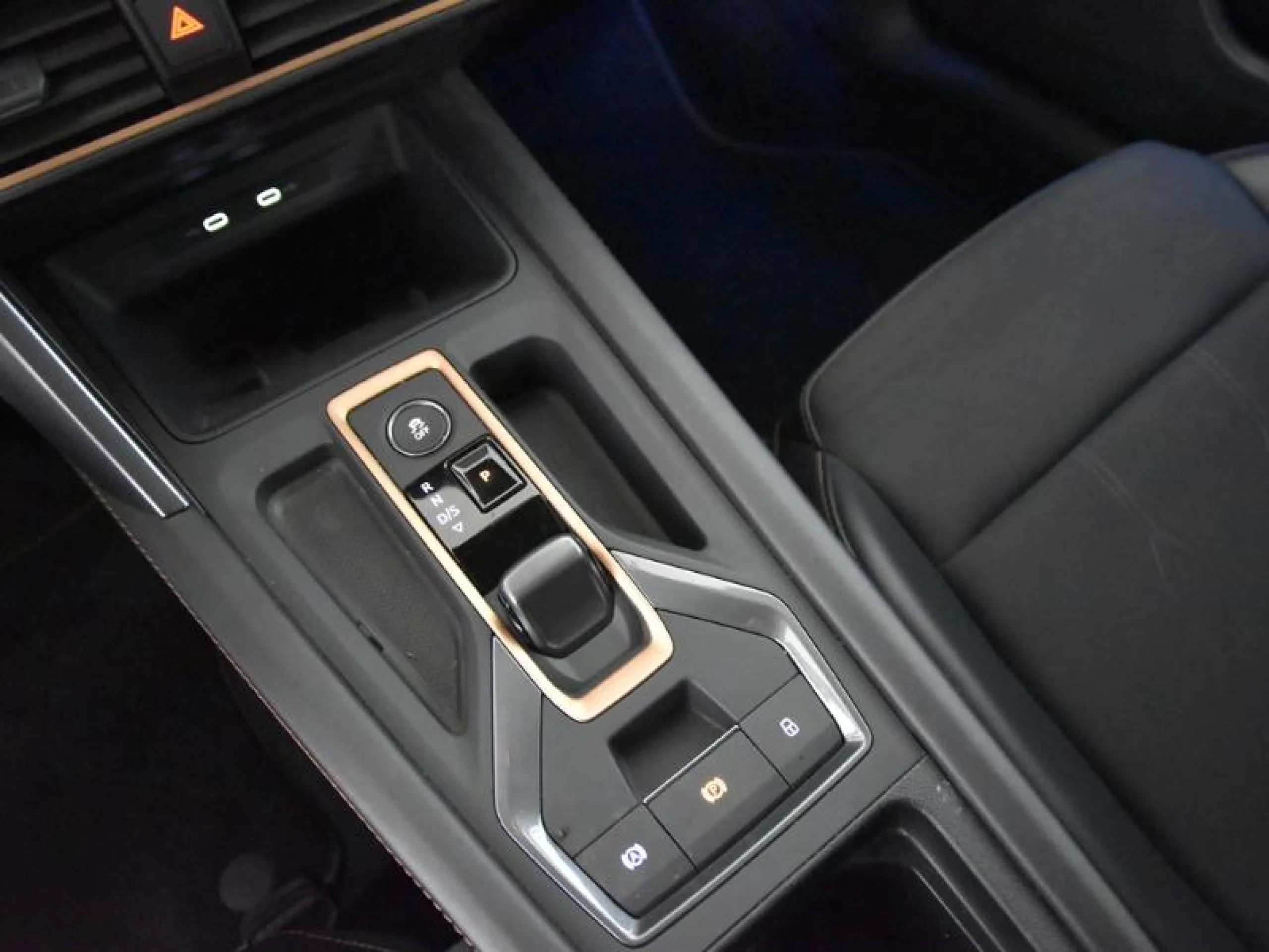CUPRA LEON SP 1.5 TSI E HYBRID 150W (204CV) DSG - Foto 11