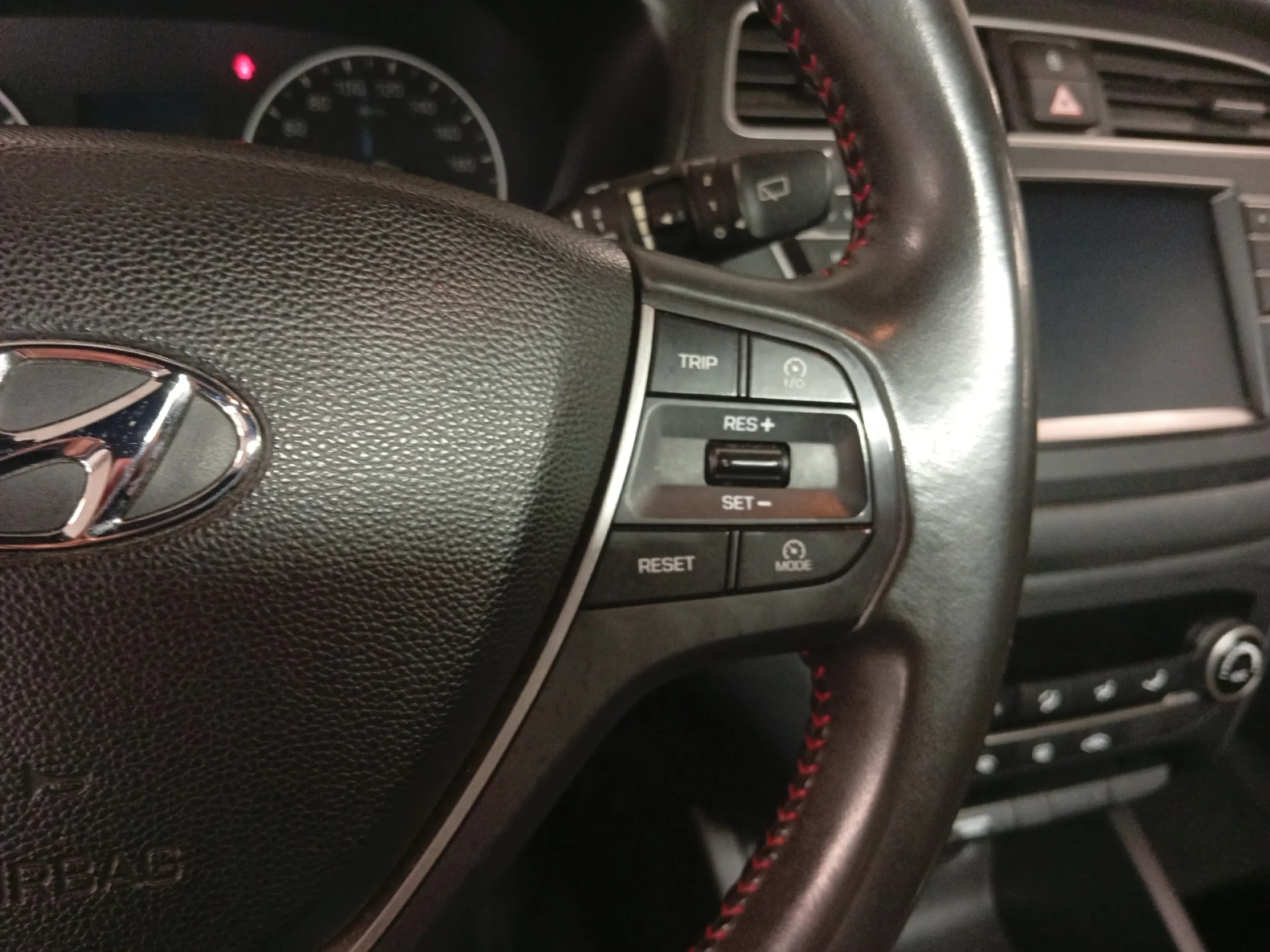 HYUNDAI I20 1.0 TGDI 74KW (100CV) DRIVE & SKATE - Foto 10