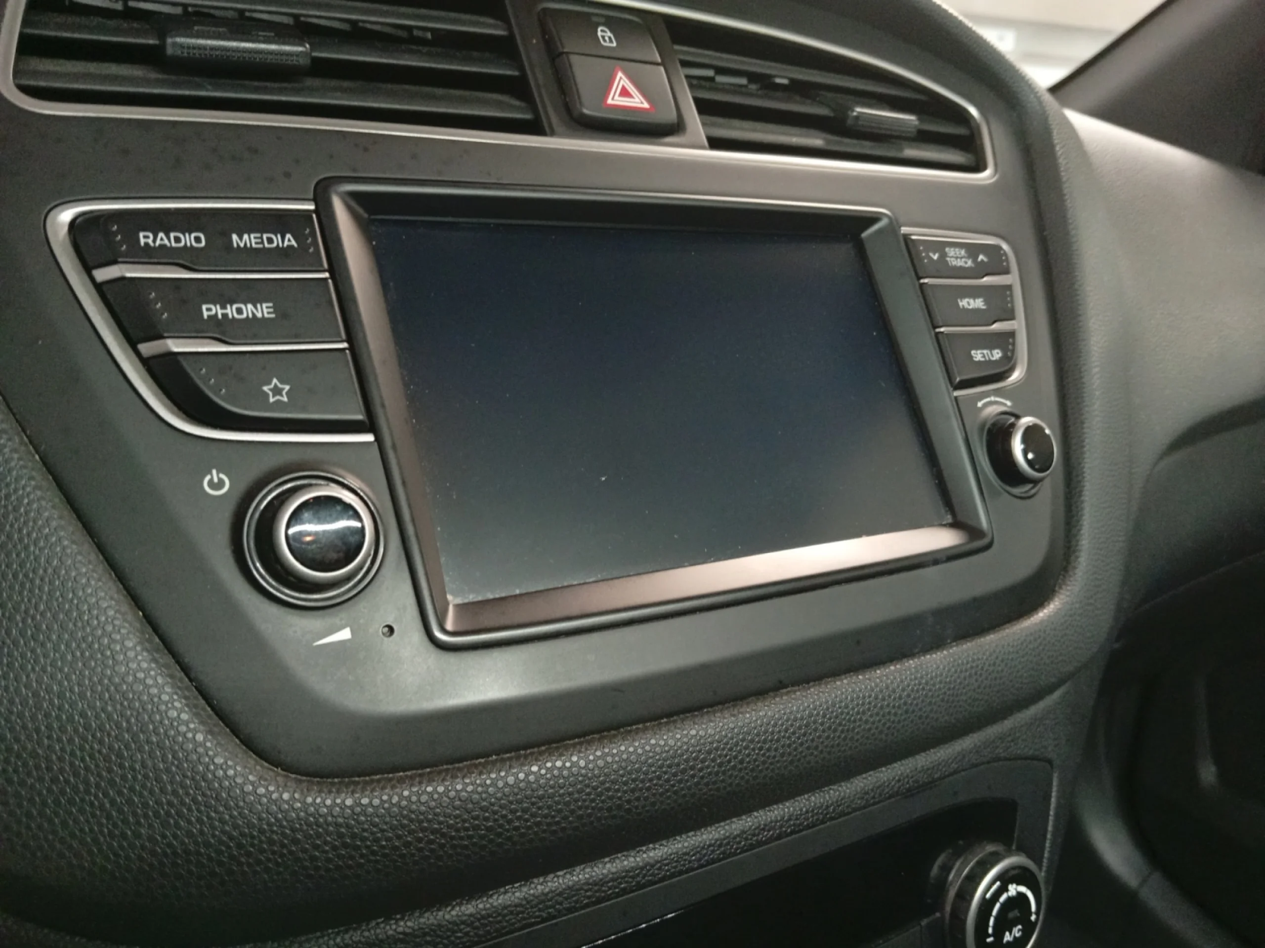 HYUNDAI I20 1.0 TGDI 74KW (100CV) DRIVE & SKATE - Foto 13